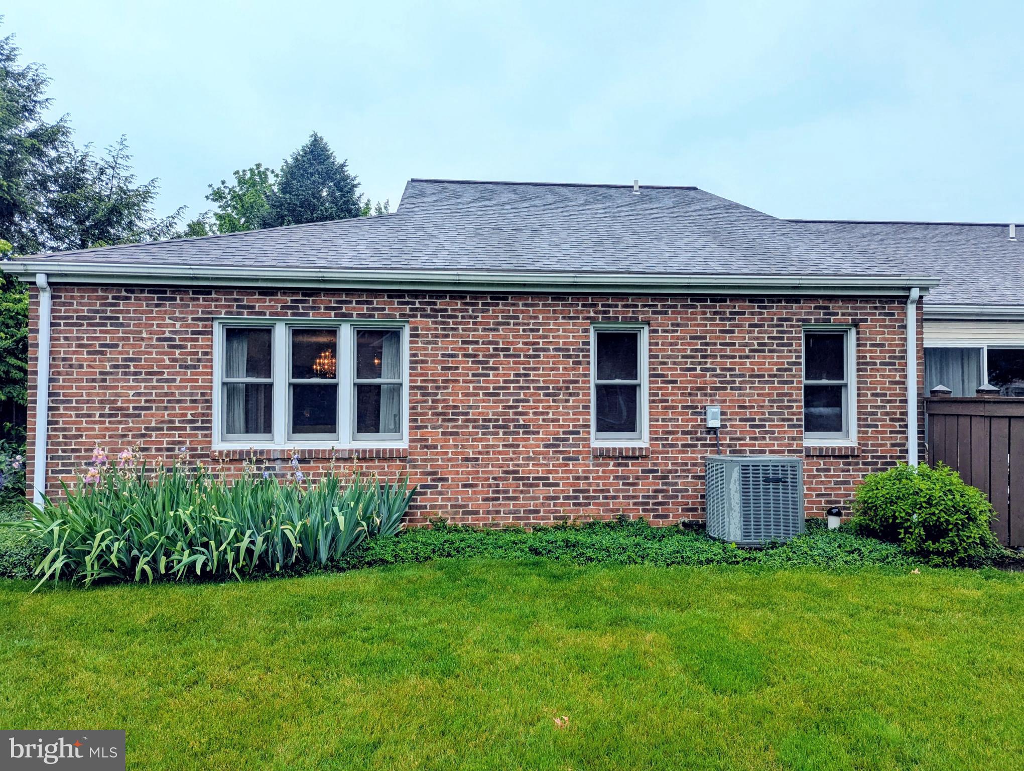 WOODLAND ESTATES - Residential
