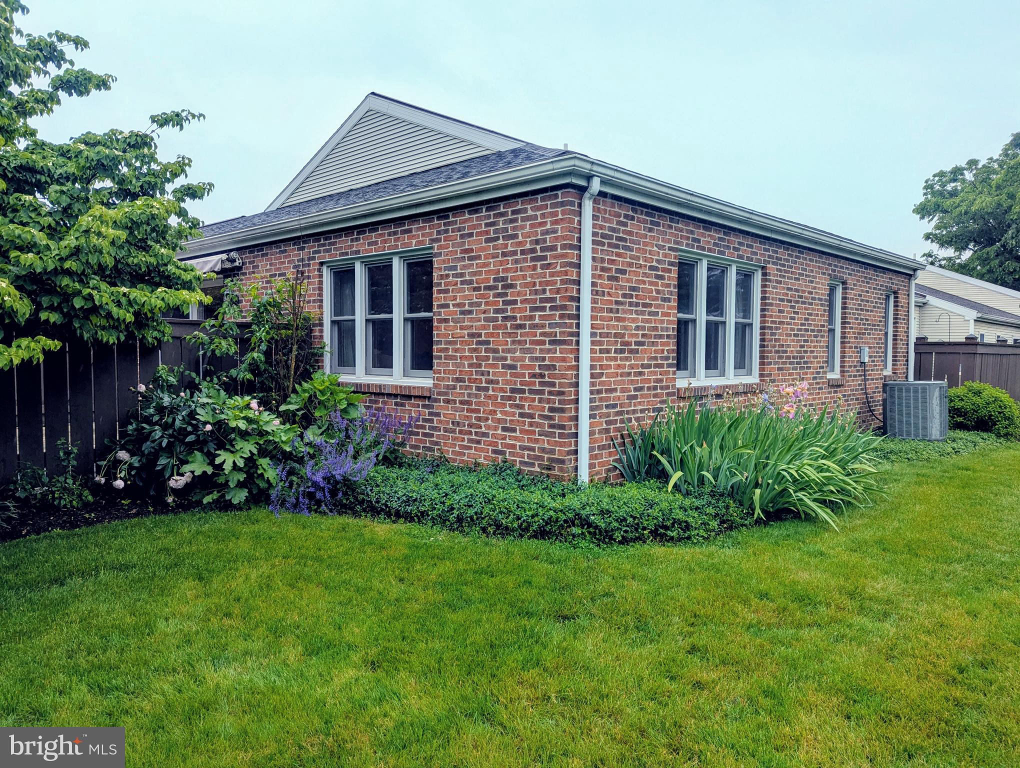 WOODLAND ESTATES - Residential