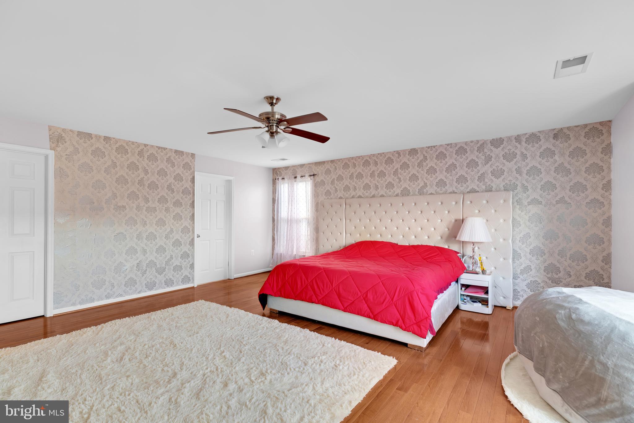 RED BUD RUN - Residential