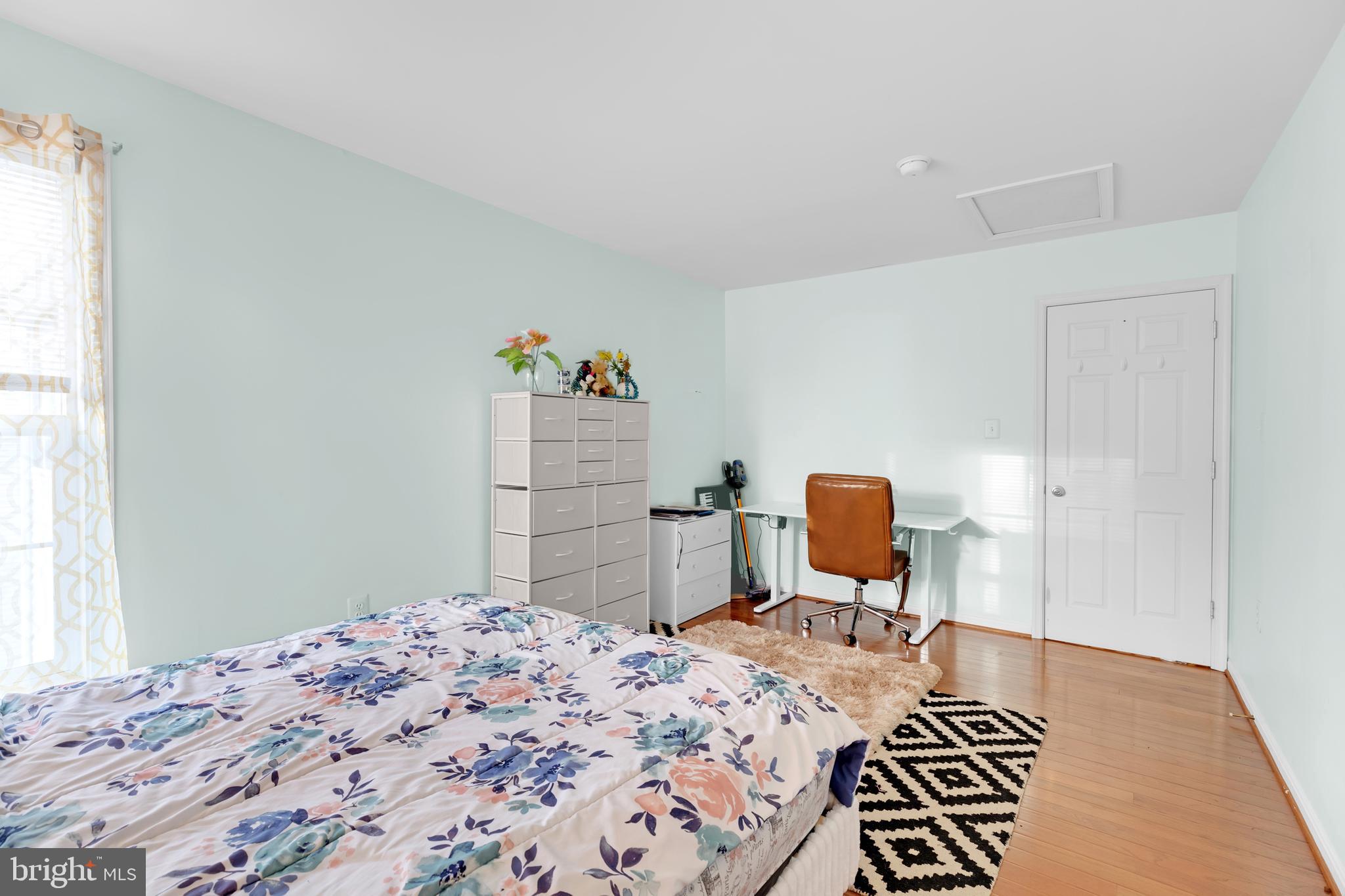 RED BUD RUN - Residential