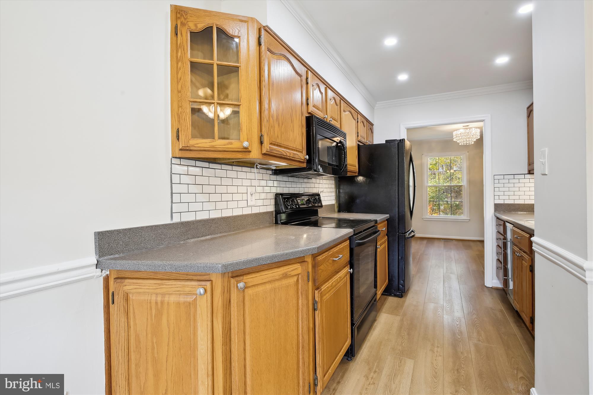 LAKEPOINTE - Residential