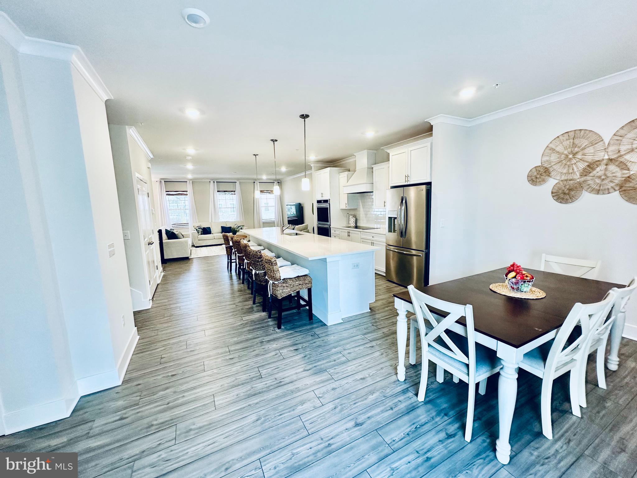 9525 SEASCAPE LANE -5 5