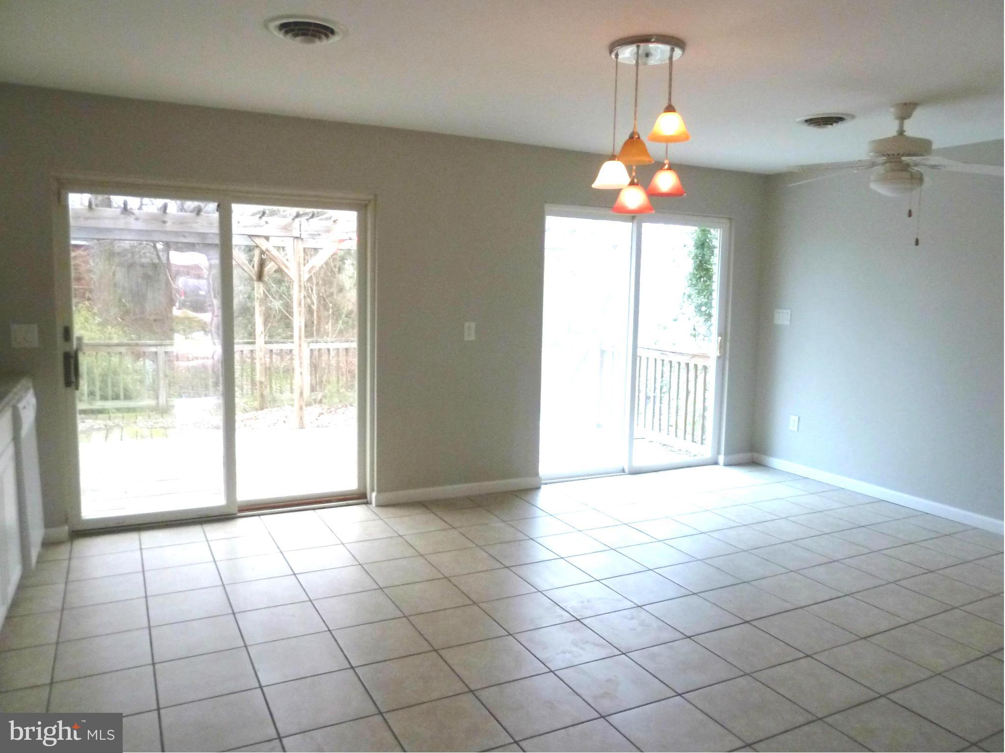 LAKEVIEW - Residential