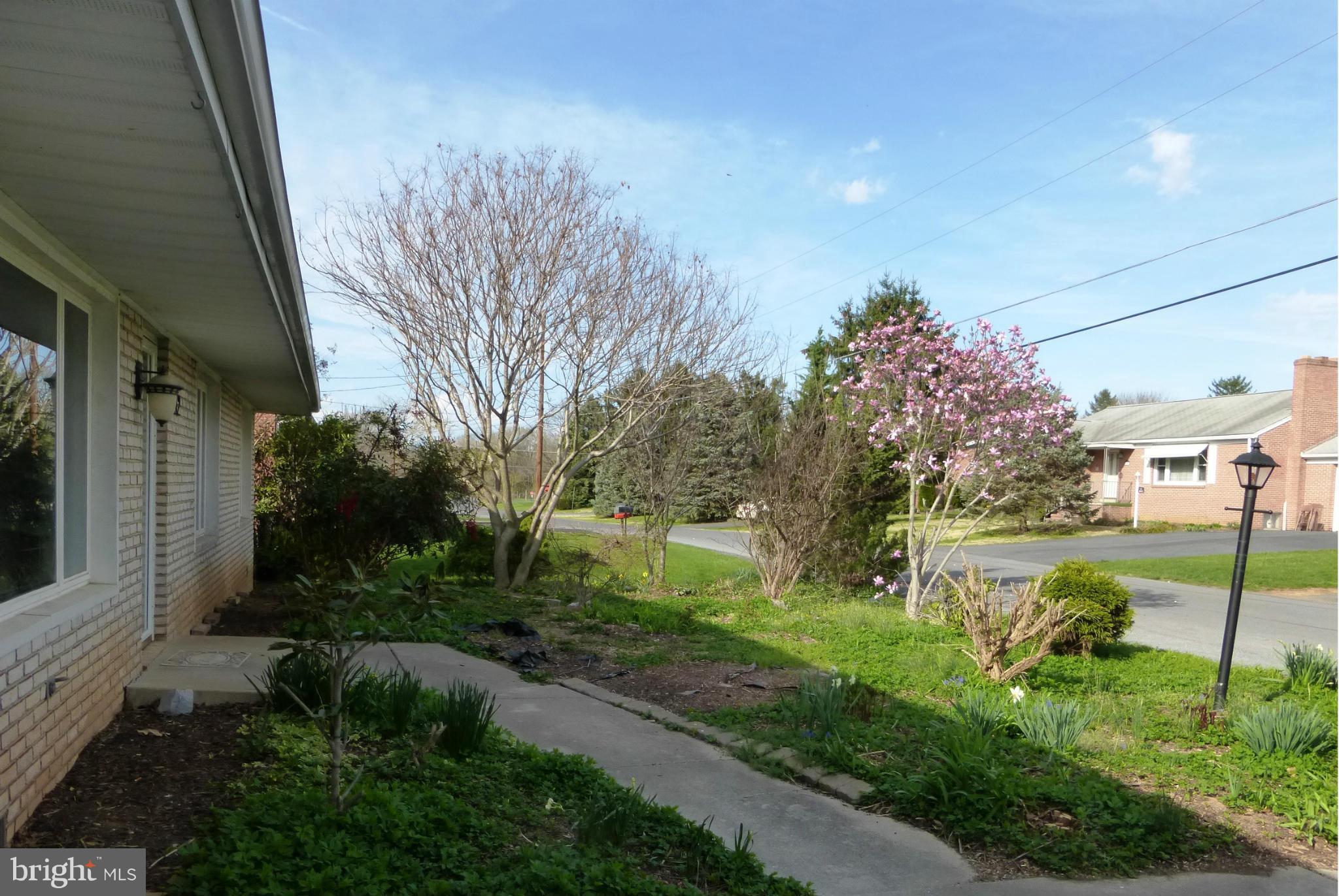 LAKEVIEW - Residential