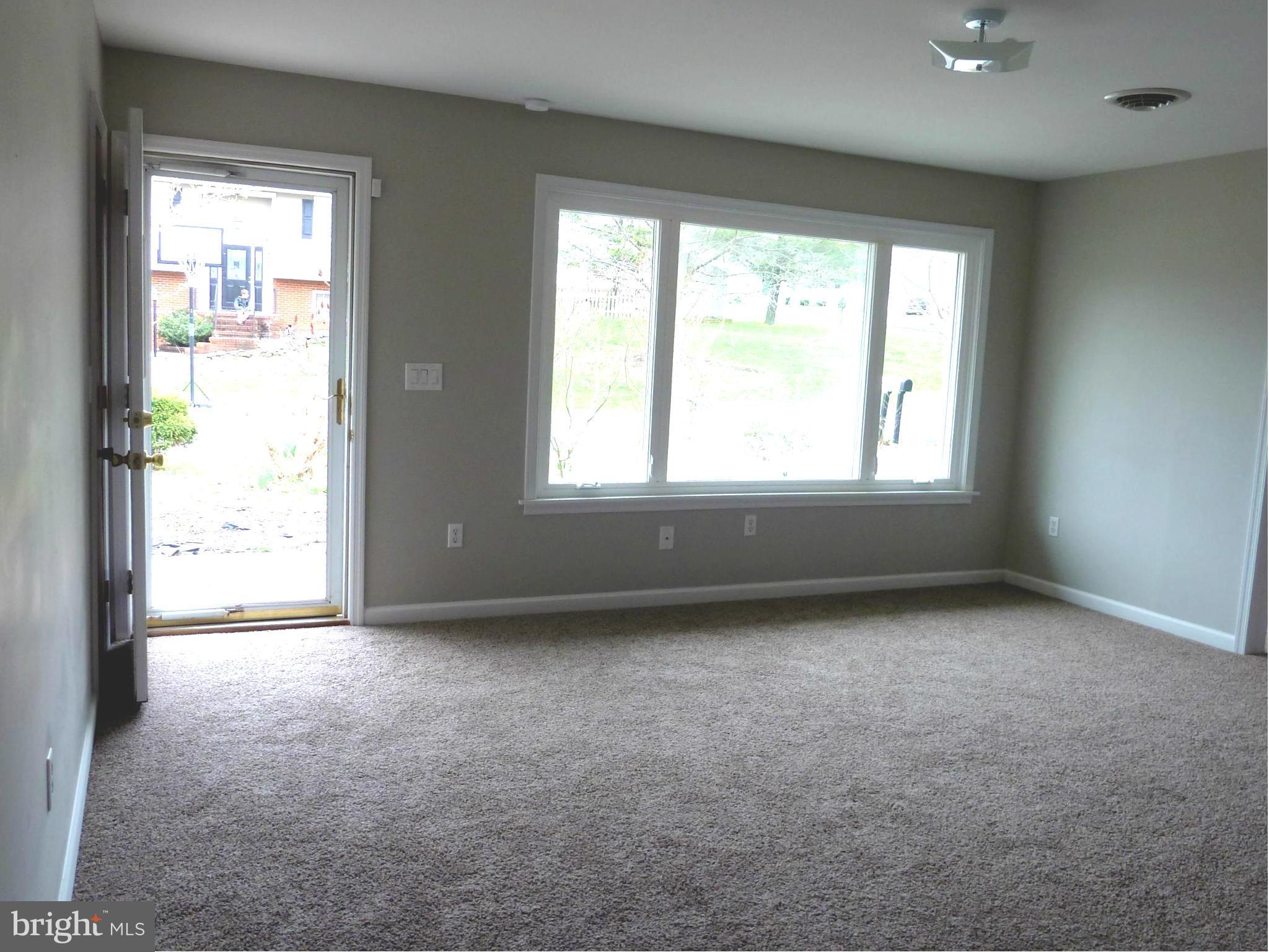 LAKEVIEW - Residential