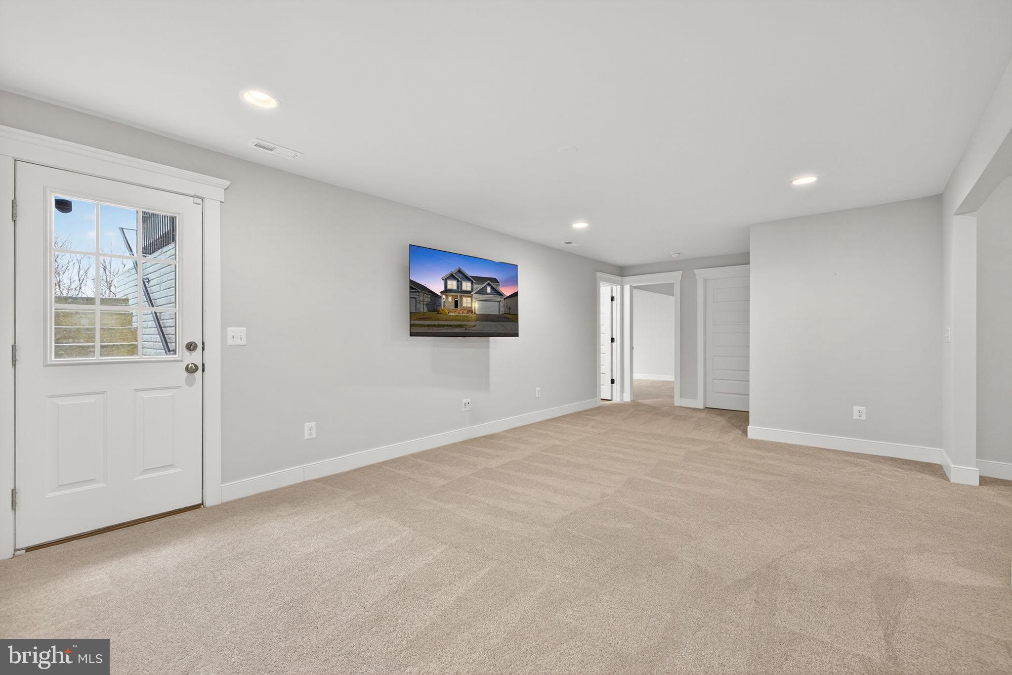 SNOWDEN BRIDGE - Residential Lease