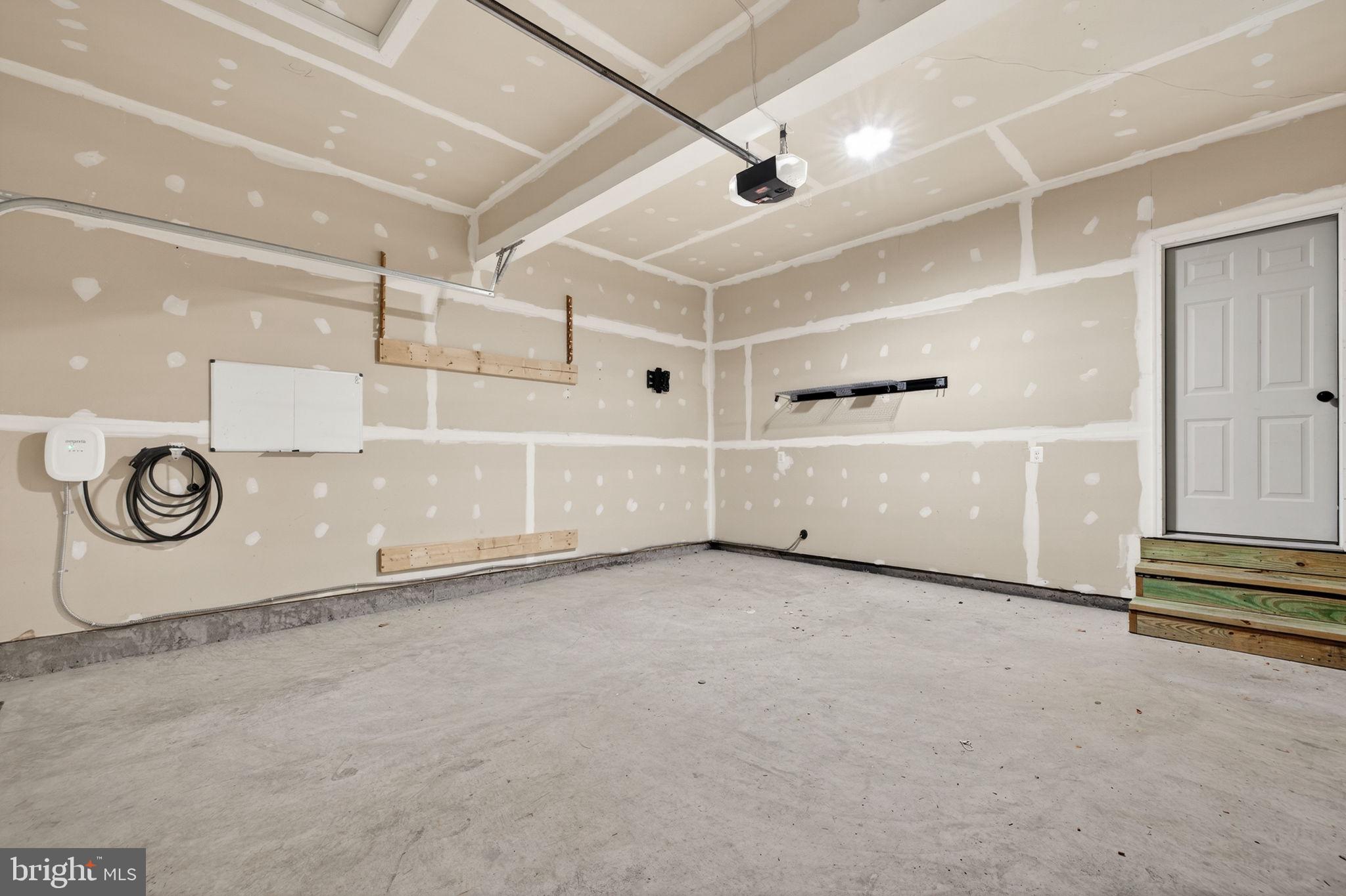 SNOWDEN BRIDGE - Residential Lease