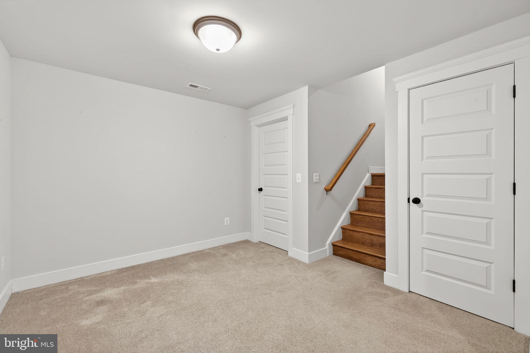 SNOWDEN BRIDGE - Residential Lease