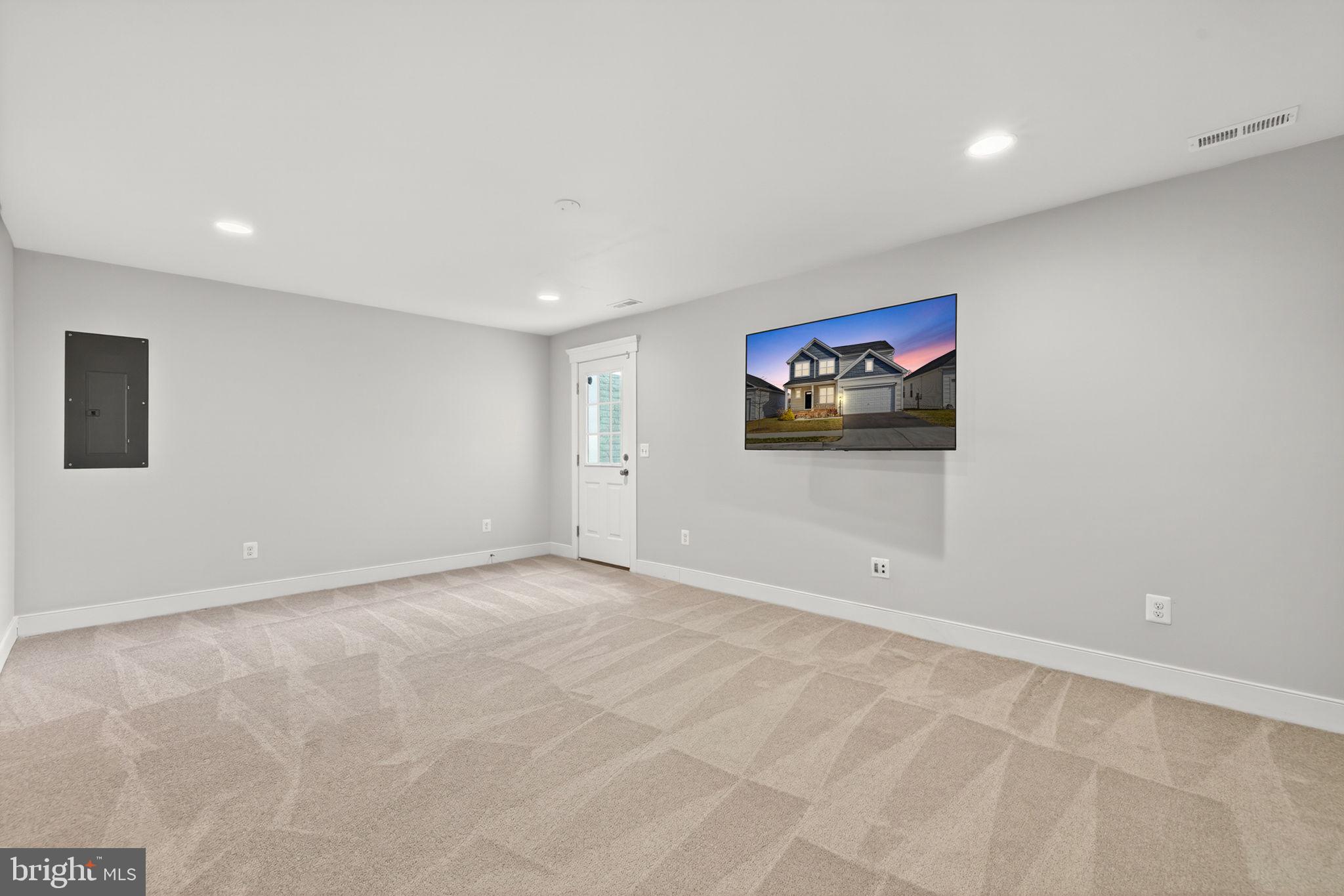 SNOWDEN BRIDGE - Residential Lease