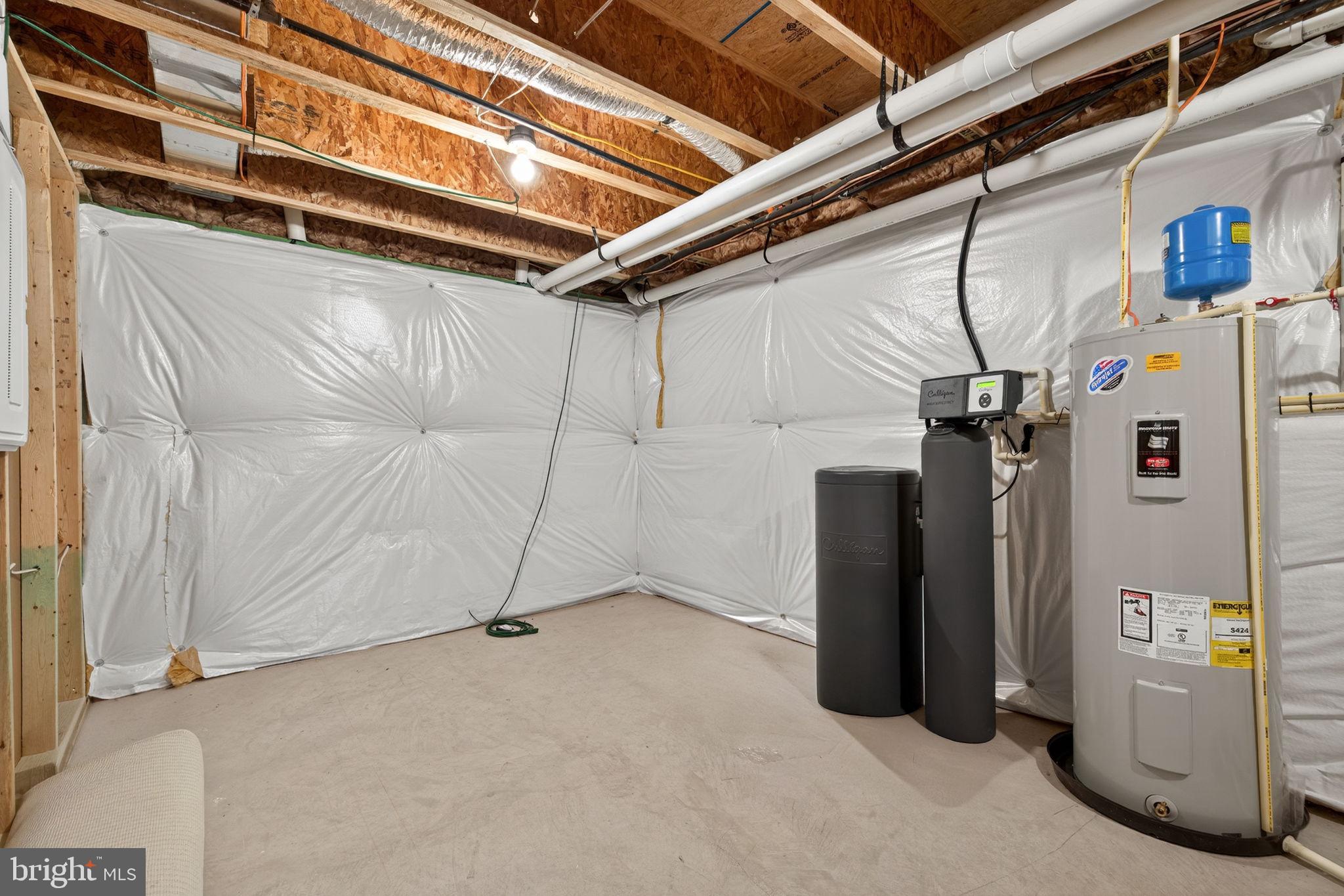 SNOWDEN BRIDGE - Residential Lease