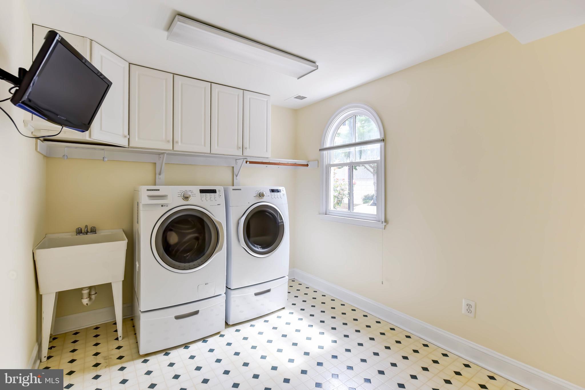 FORDS LANDING - Residential Lease