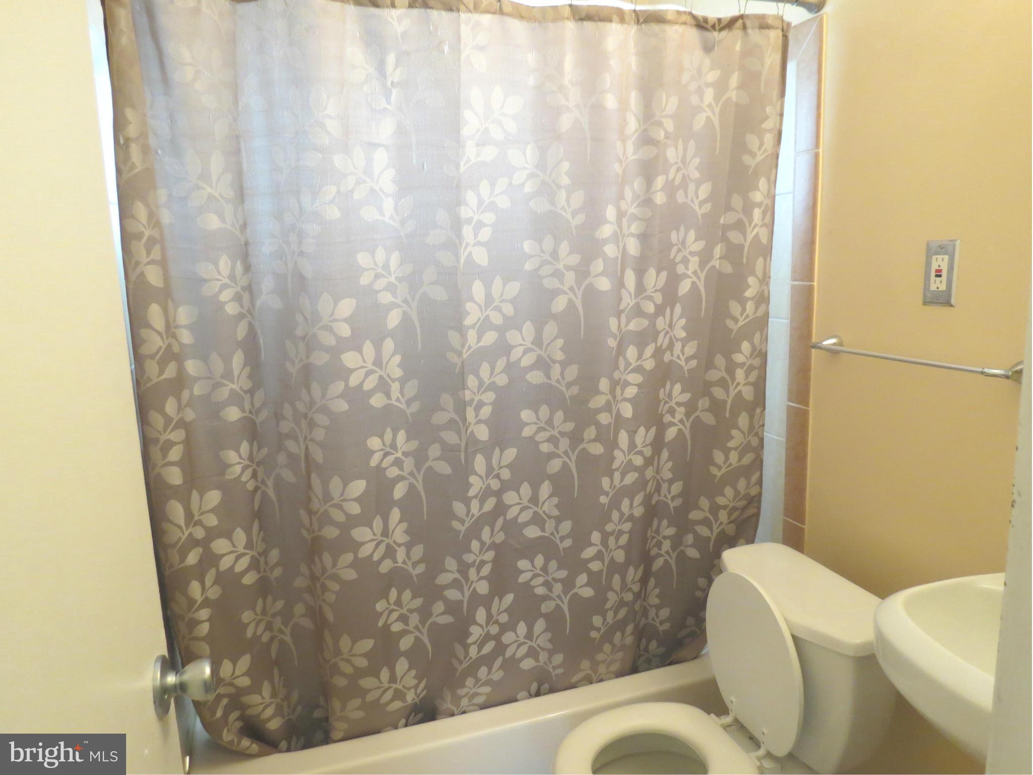 MARLOW HEIGHTS - Residential