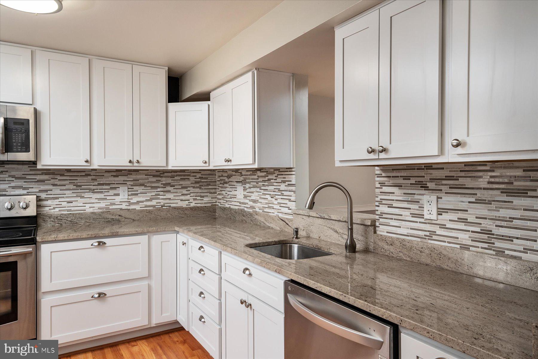 VILLAGE OF OLDE MILL - Residential