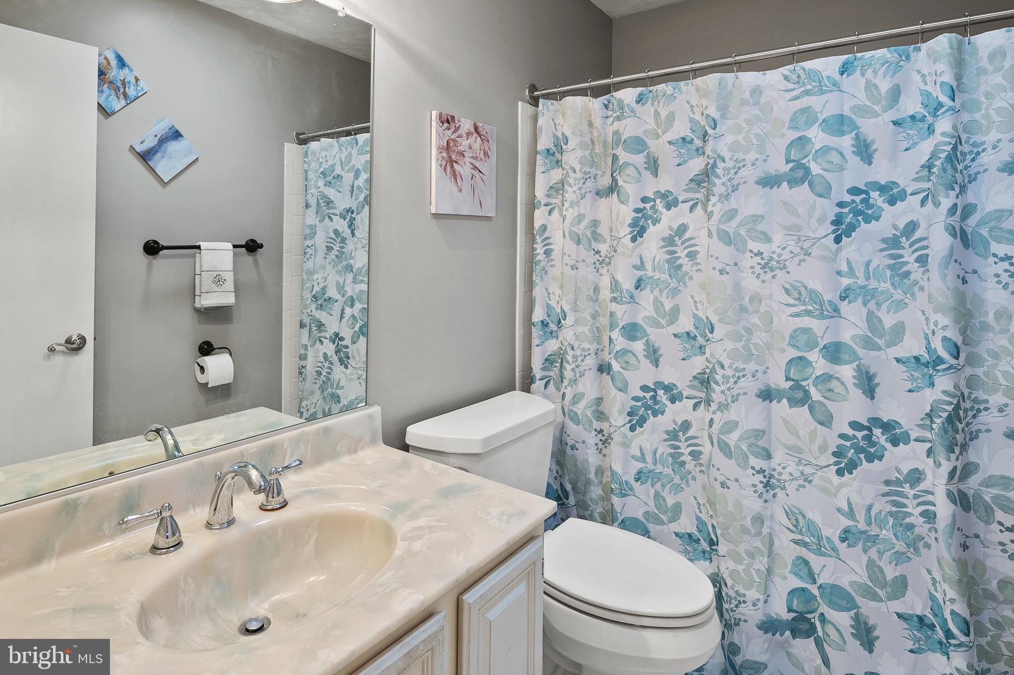 CHURCHILL TOWN SECTOR - Residential