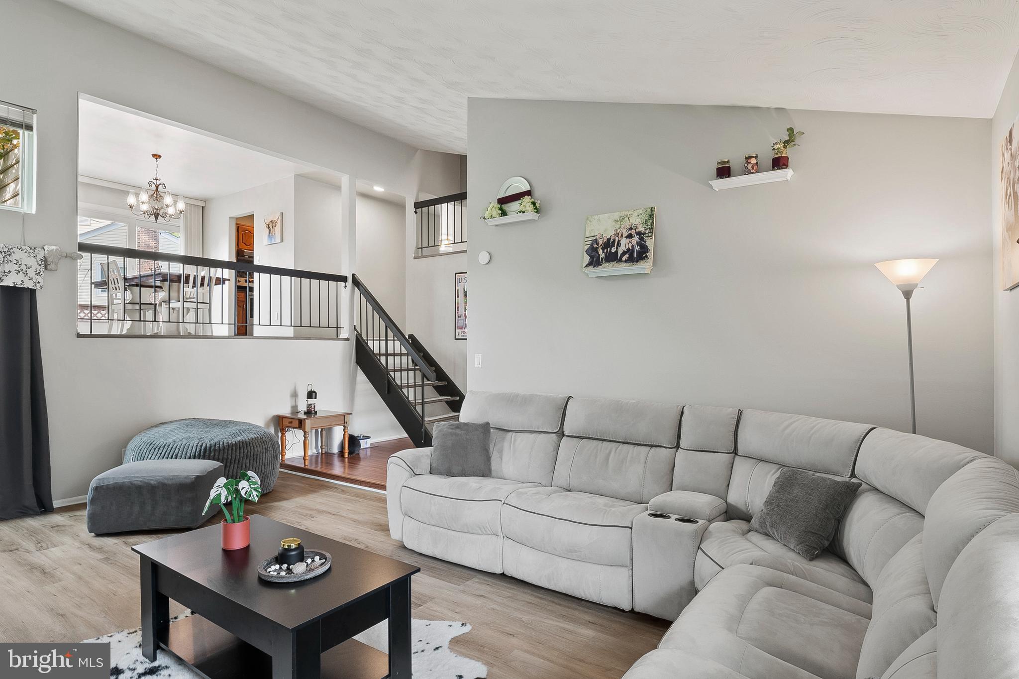 CHURCHILL TOWN SECTOR - Residential