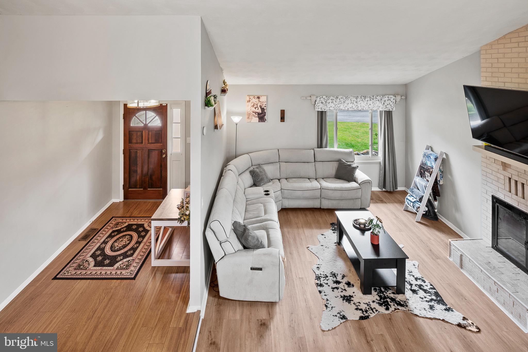 CHURCHILL TOWN SECTOR - Residential