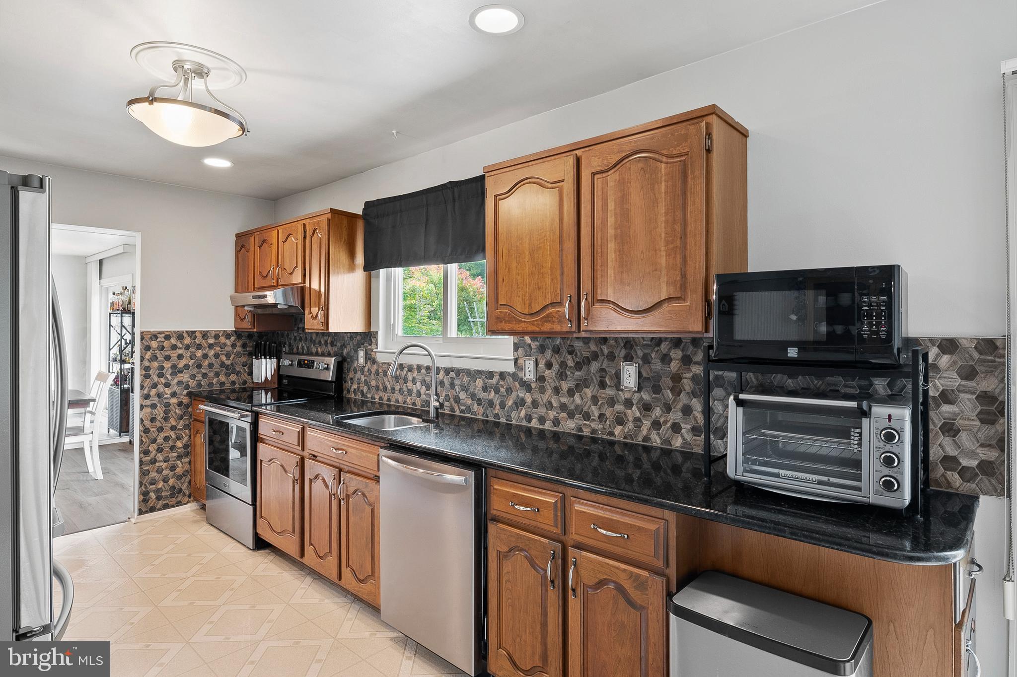 CHURCHILL TOWN SECTOR - Residential