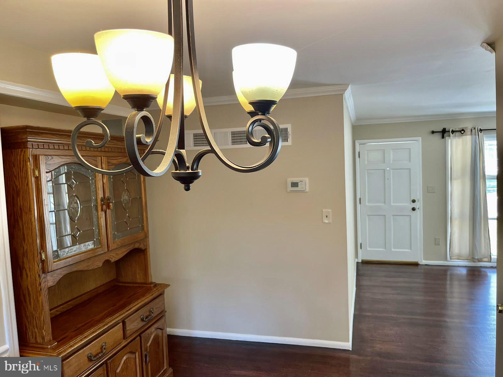 BURGUNDY KNOLLS - Residential