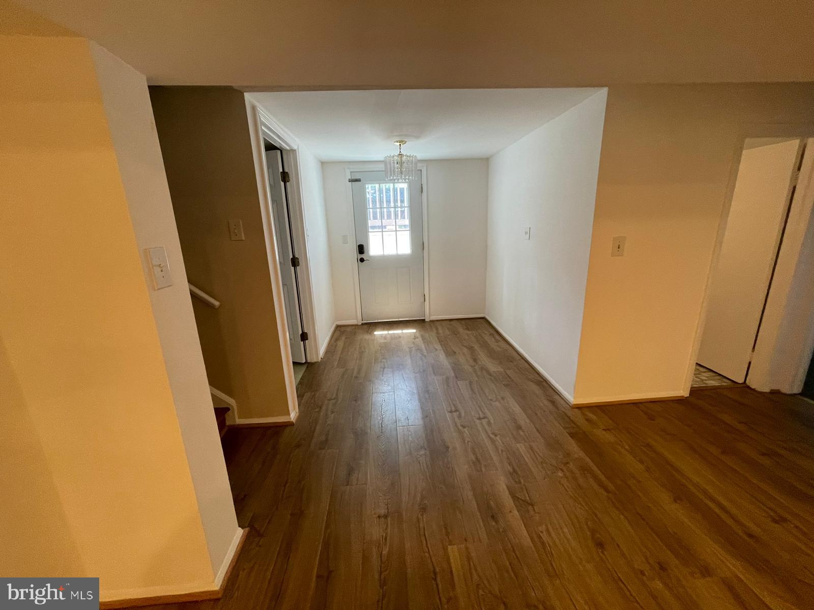 BURGUNDY KNOLLS - Residential