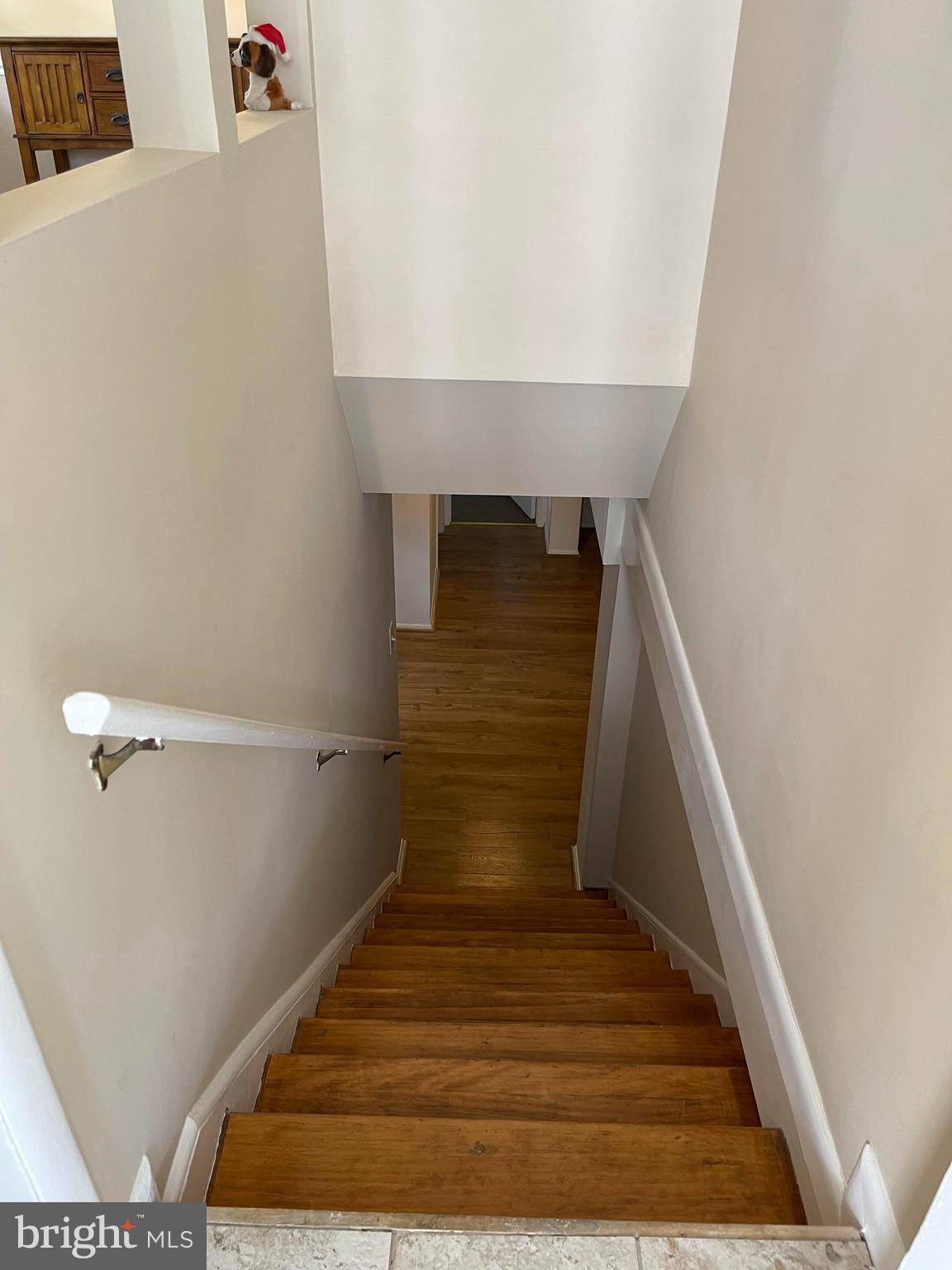 BURGUNDY KNOLLS - Residential