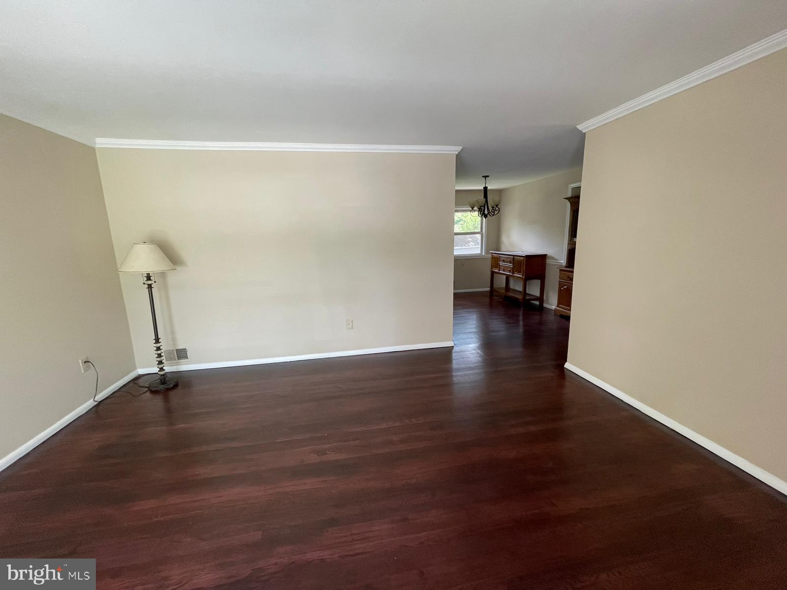 BURGUNDY KNOLLS - Residential