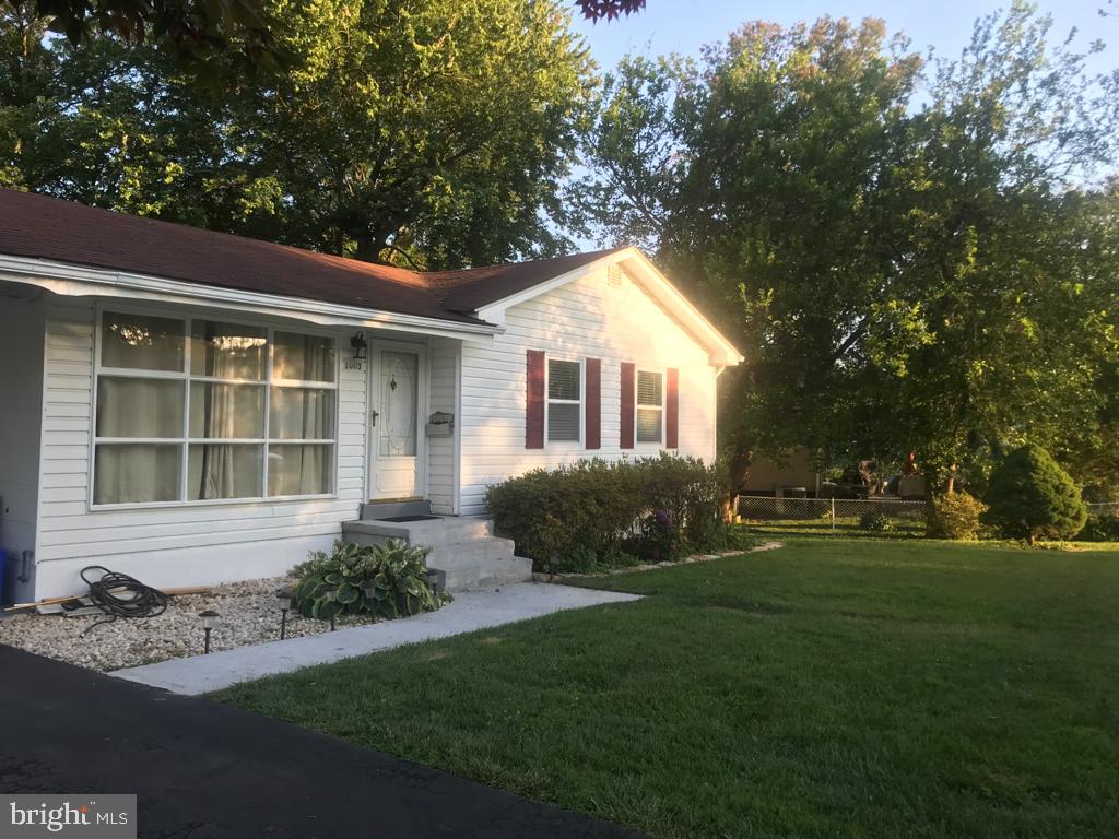 BURGUNDY KNOLLS - Residential