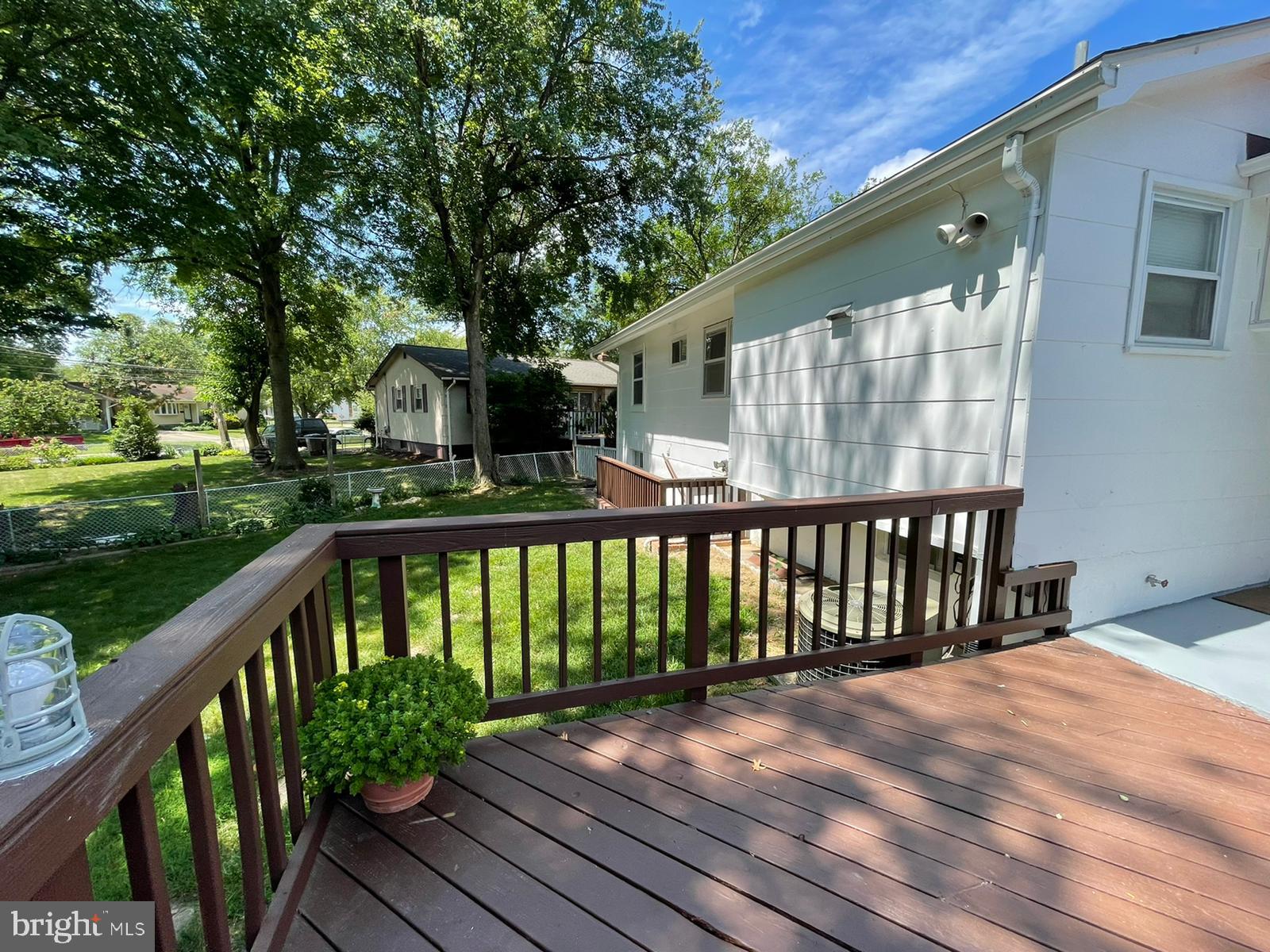 BURGUNDY KNOLLS - Residential