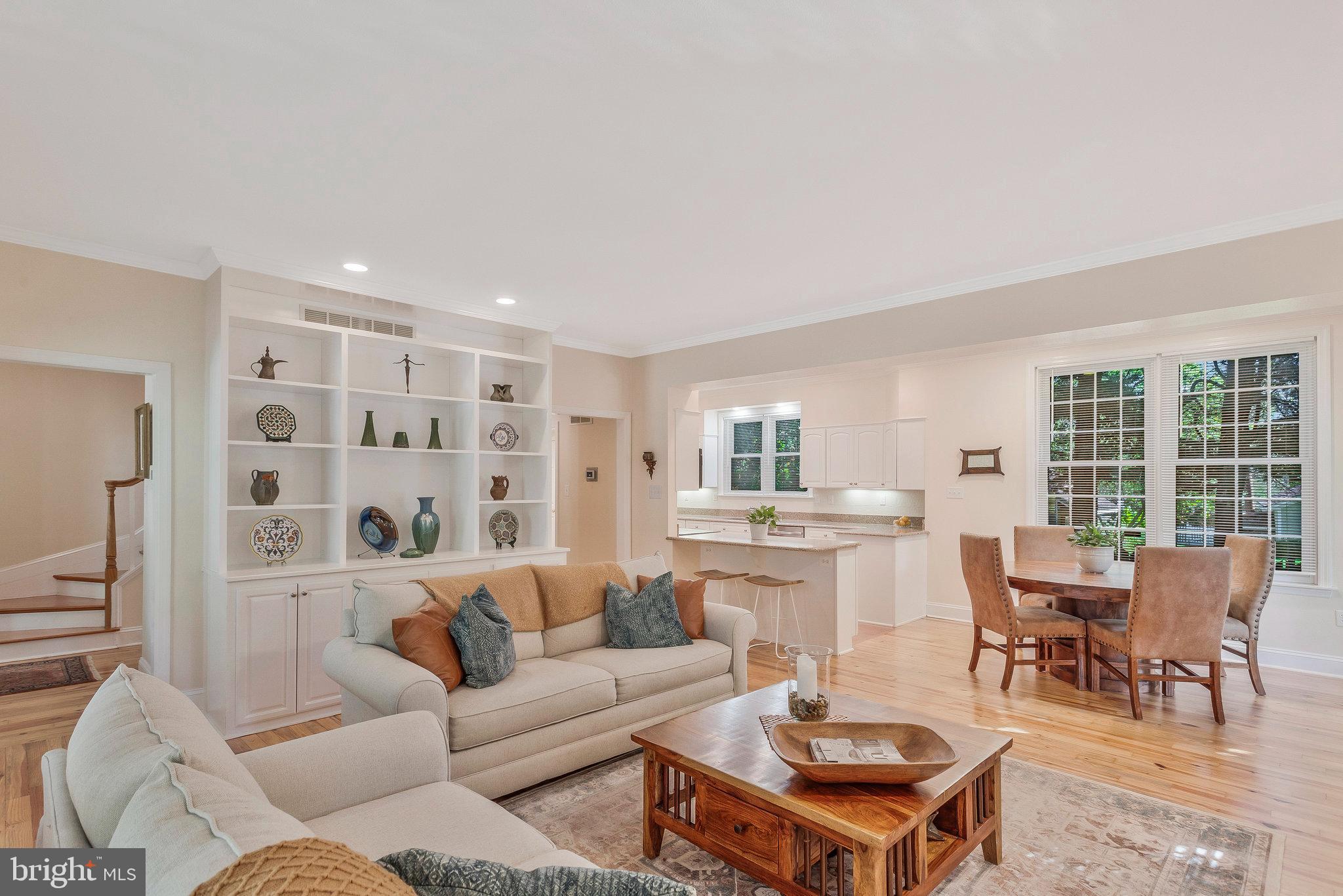 REGULARS - Residential