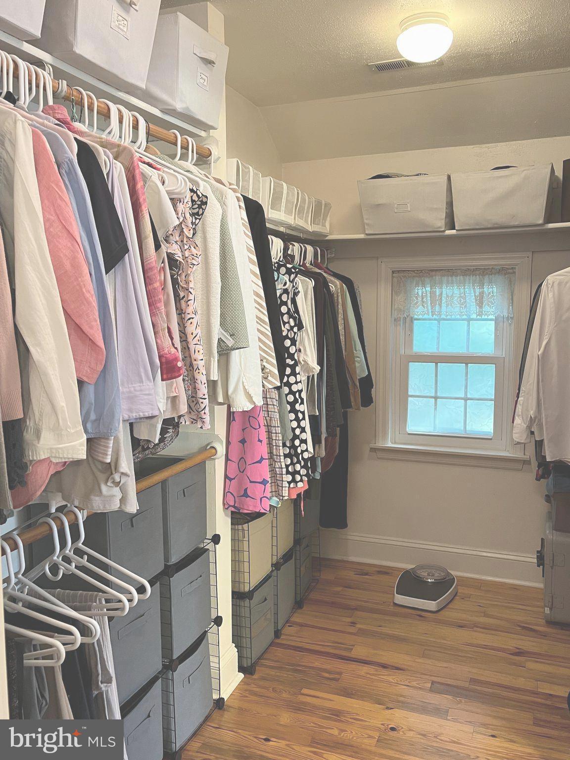 REGULARS - Residential