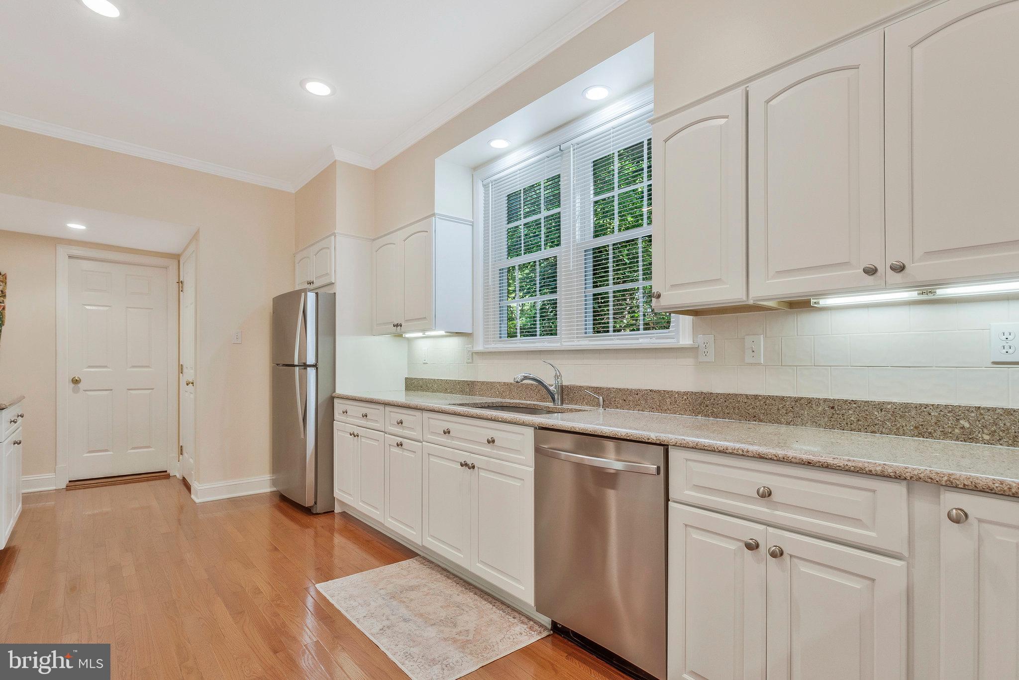 REGULARS - Residential