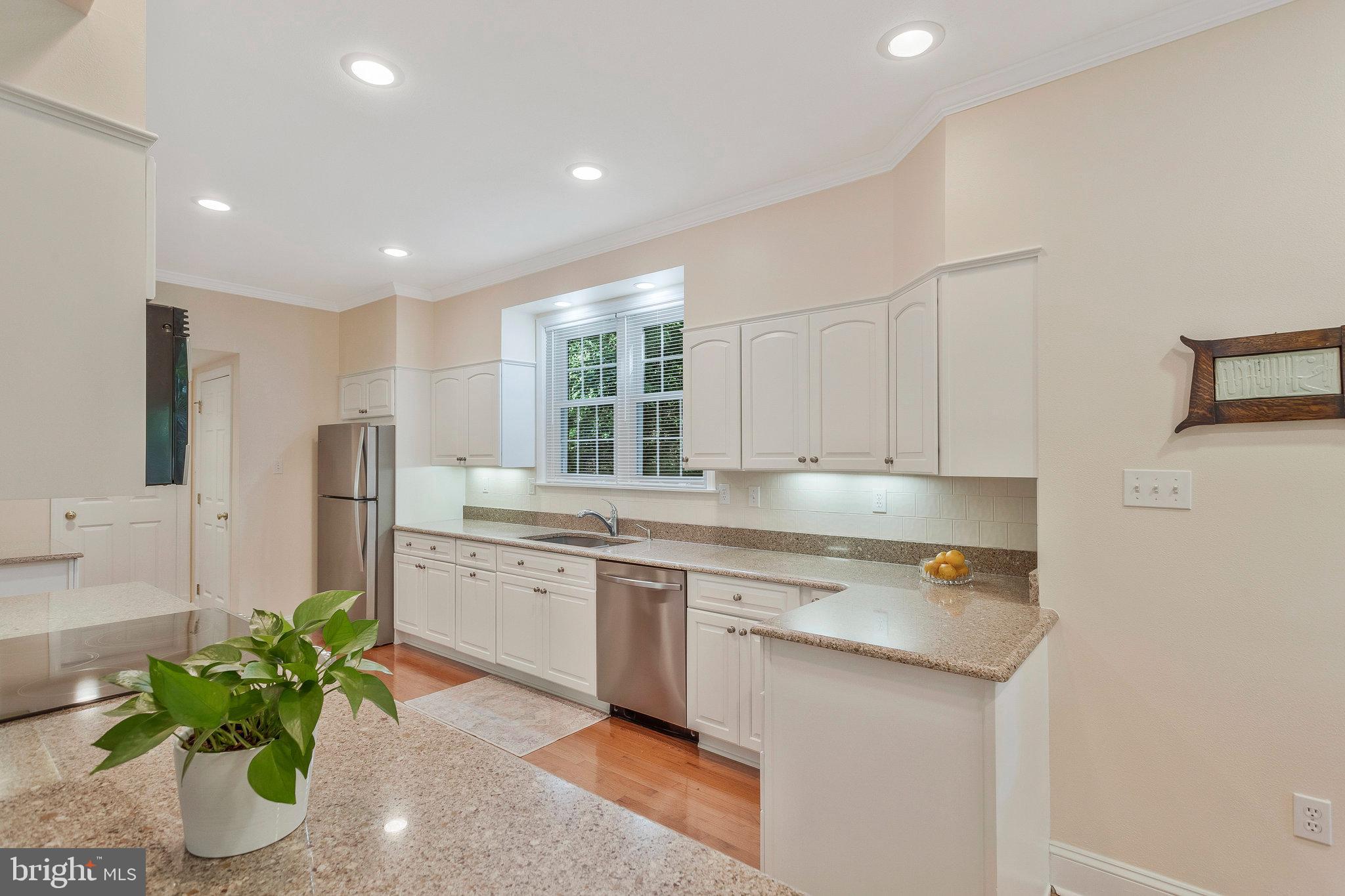 REGULARS - Residential