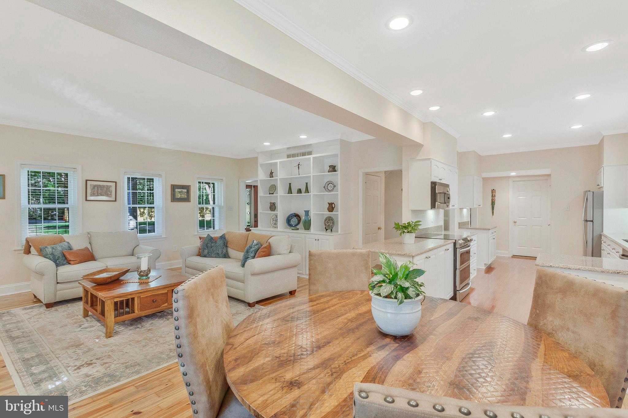 REGULARS - Residential