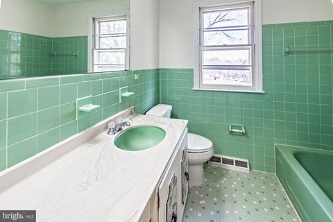 Tiny photo for 16 Bemis Road, NEWARK, DE 19711 (MLS # DENC2099906)