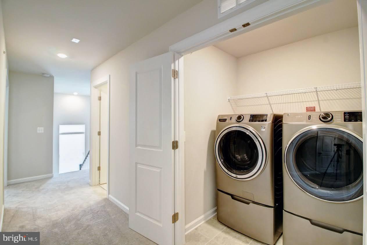 JEFFERSON PLACE - Residential Lease