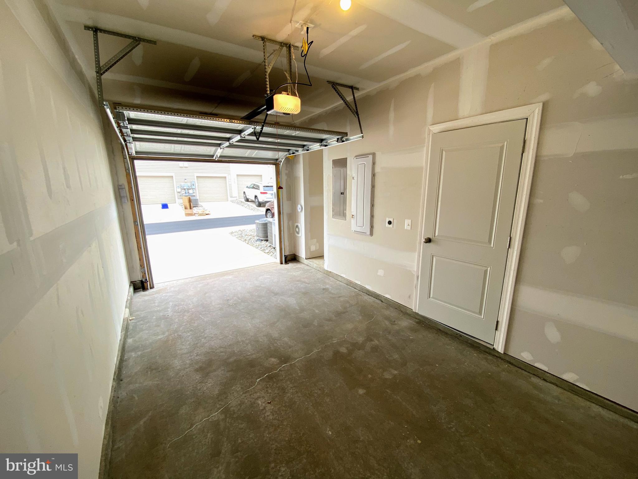 JEFFERSON PLACE - Residential Lease