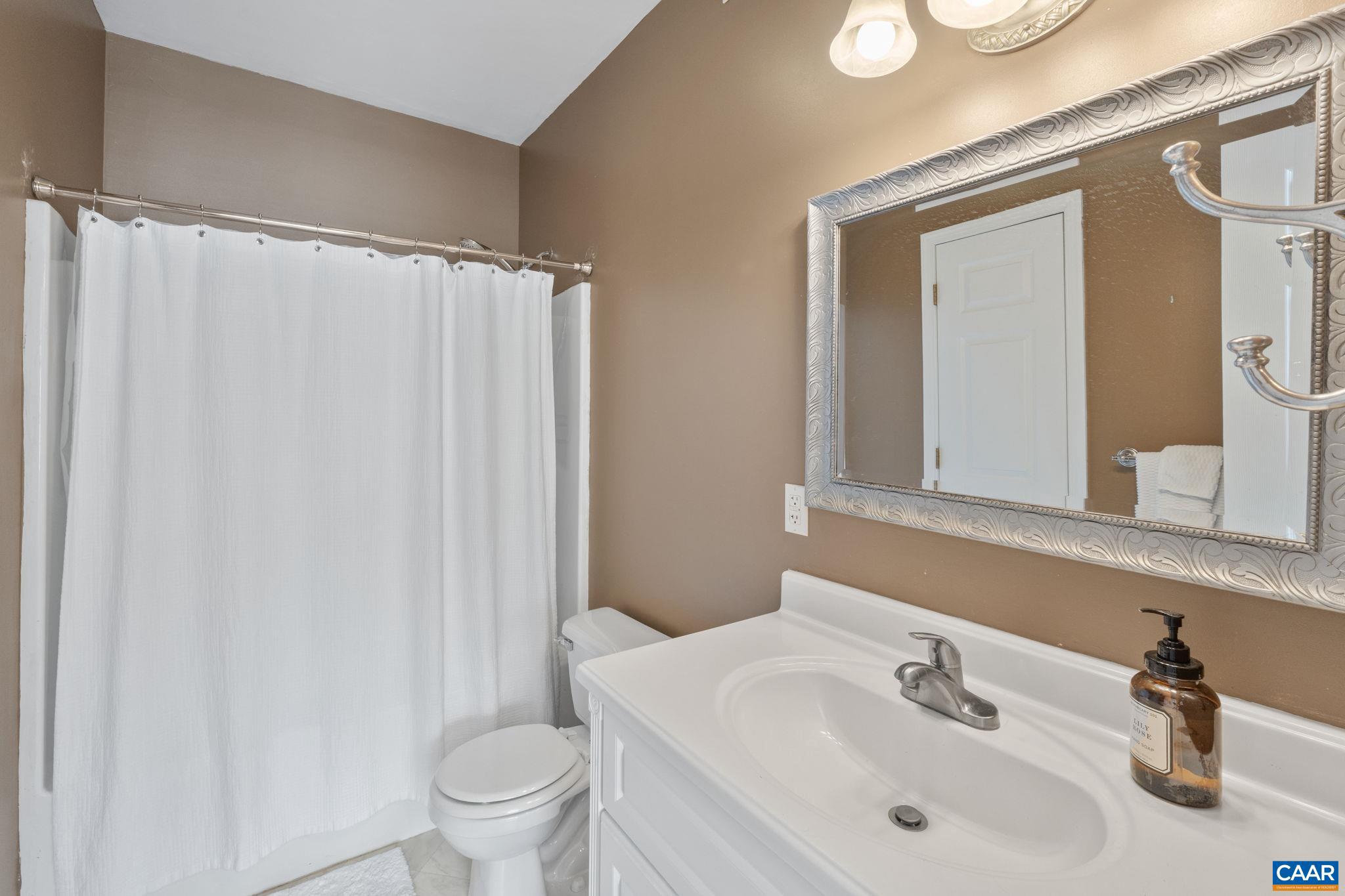 GRAYROCK - Residential