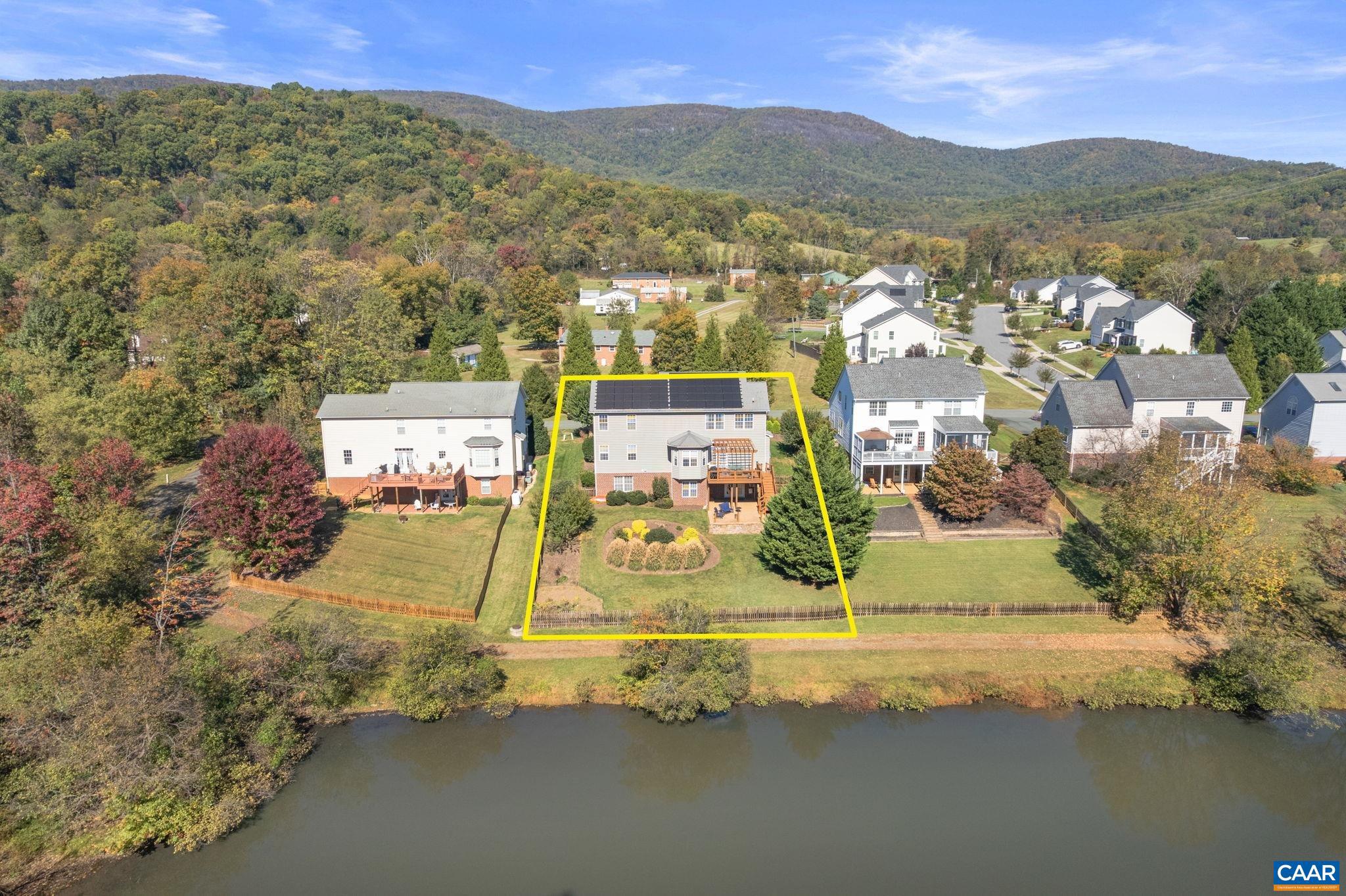 GRAYROCK - Residential