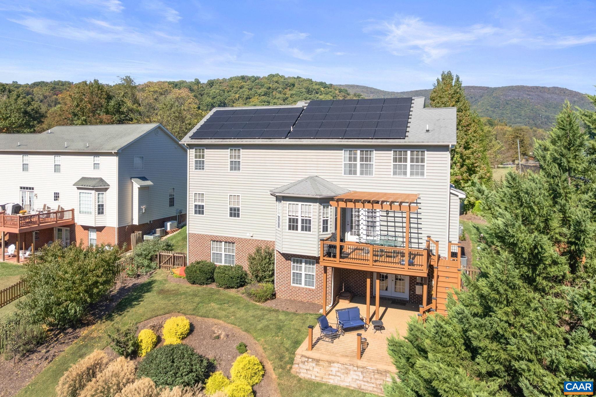 GRAYROCK - Residential