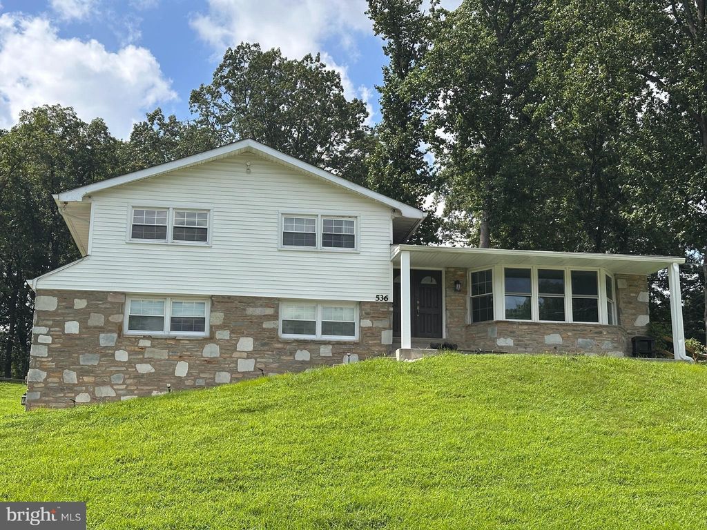 Photo of 536 Cardinal Drive, DRESHER, PA 19025 (MLS # PAMC2157882)