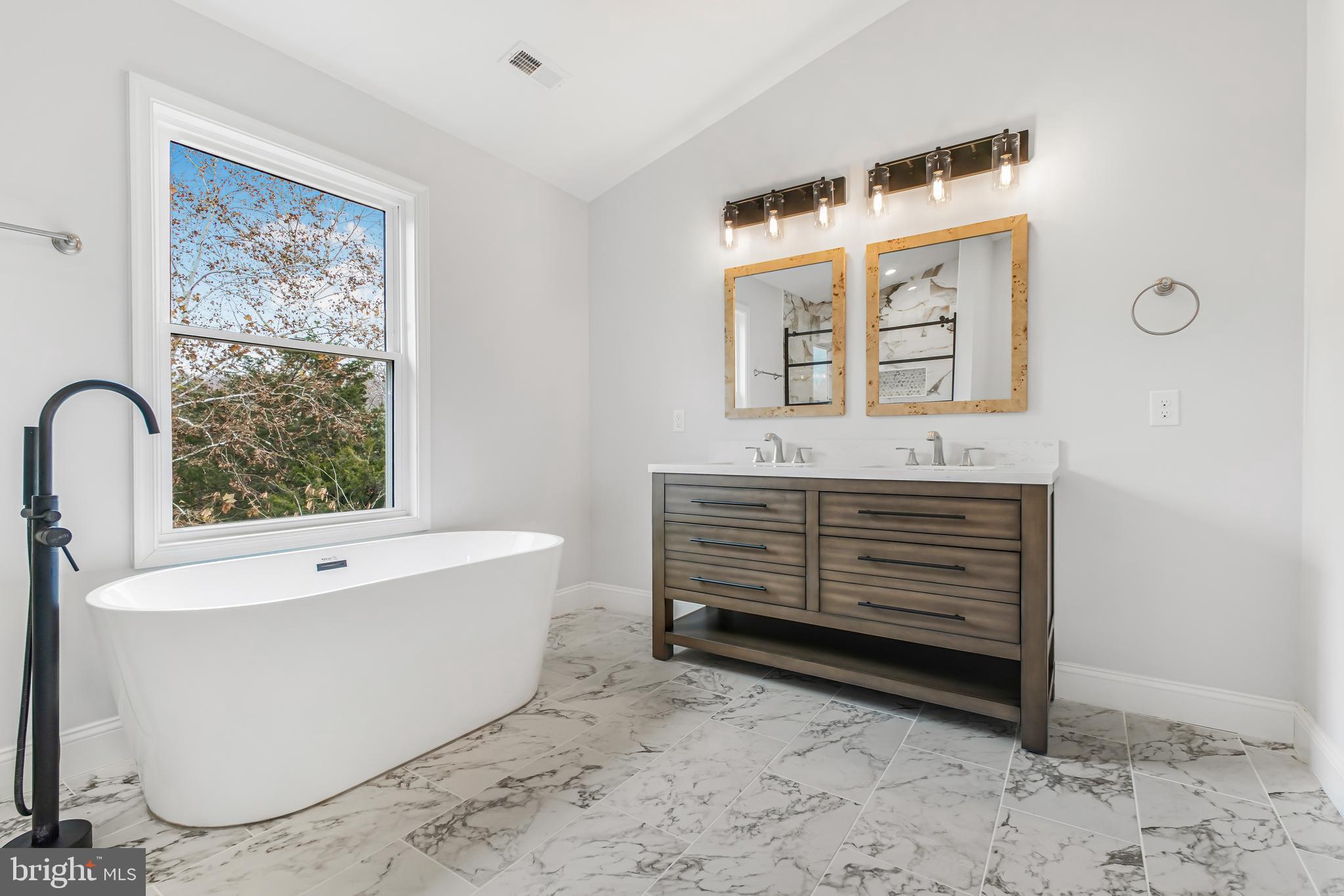 AQUIA HARBOUR - Residential