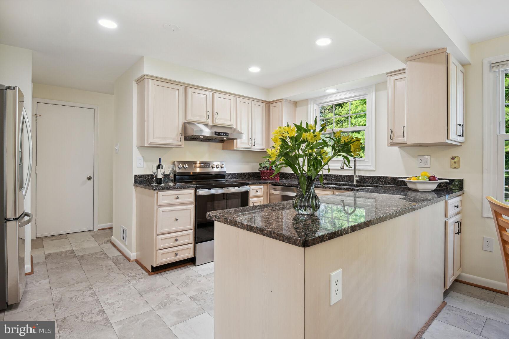 DUFIEF MILL - Residential