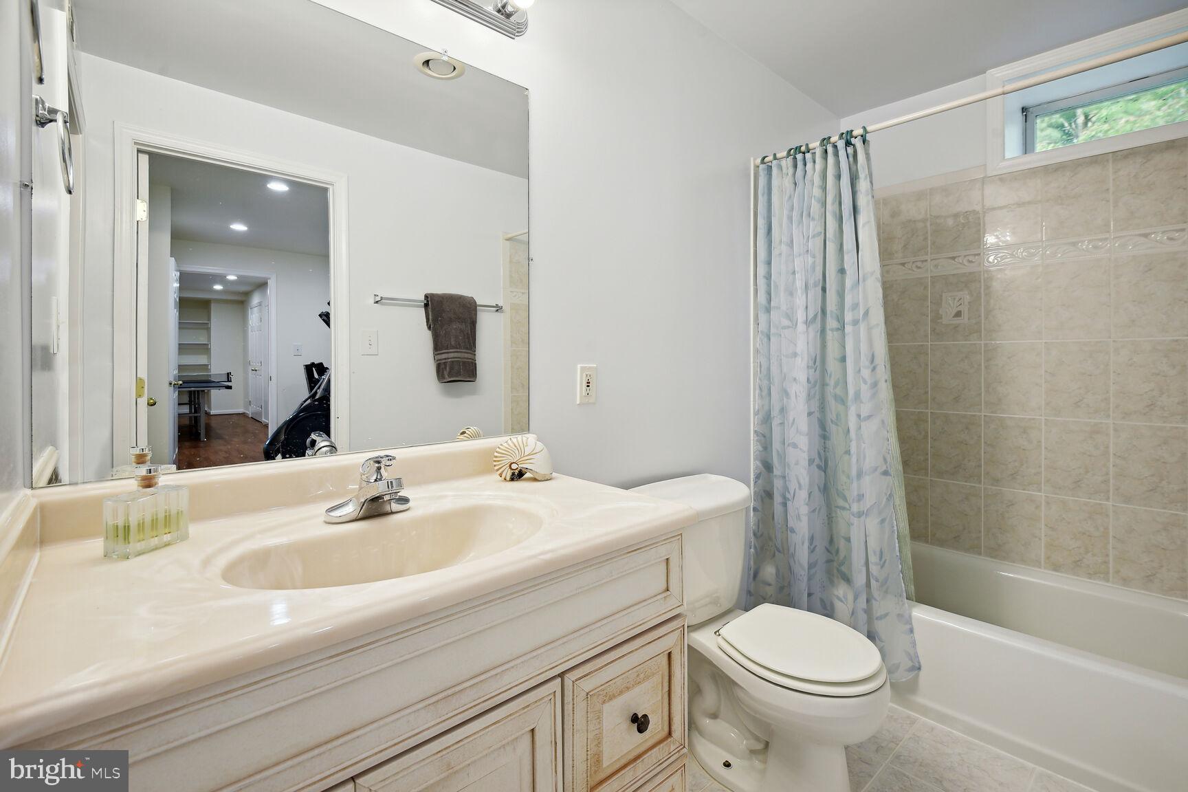 DUFIEF MILL - Residential