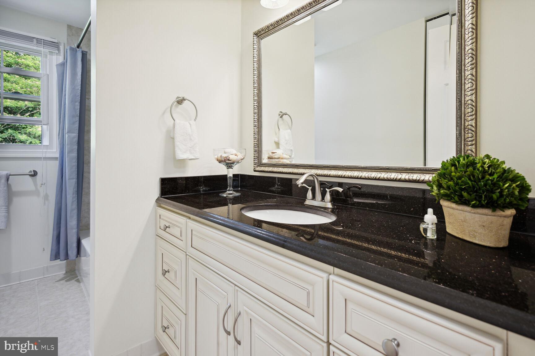 DUFIEF MILL - Residential