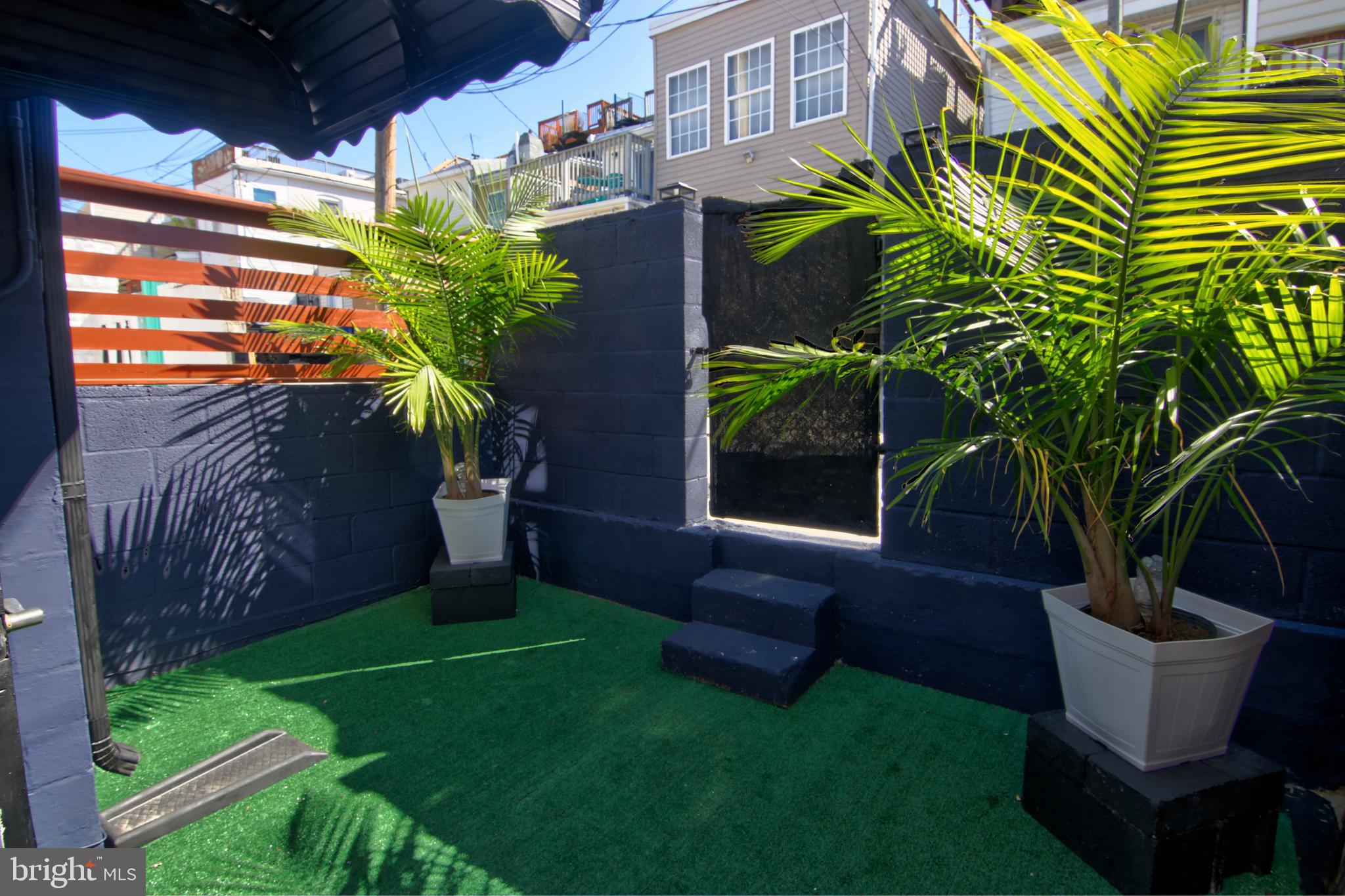 BUTCHERS HILL - Residential