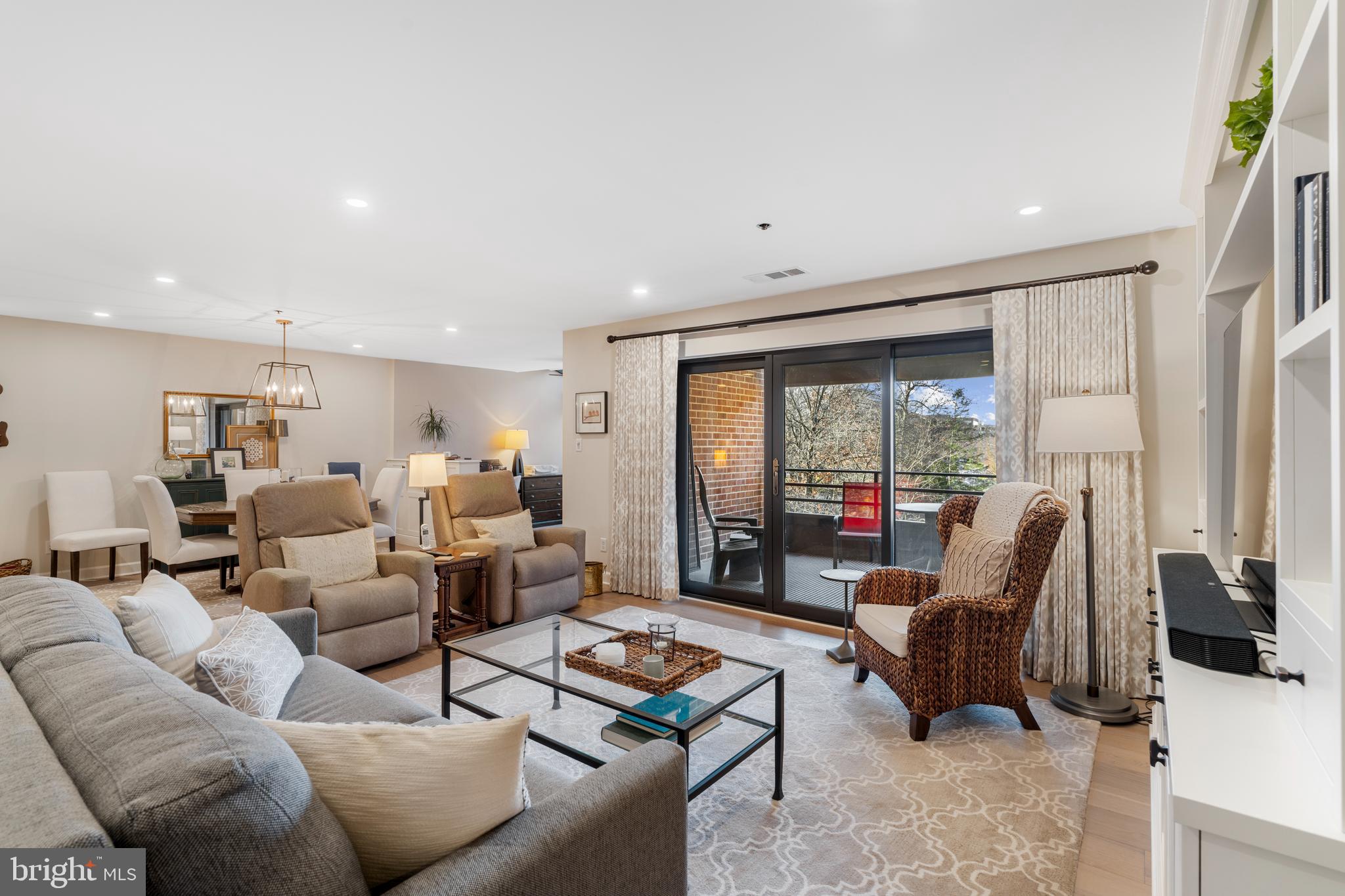 TOWSON - Residential