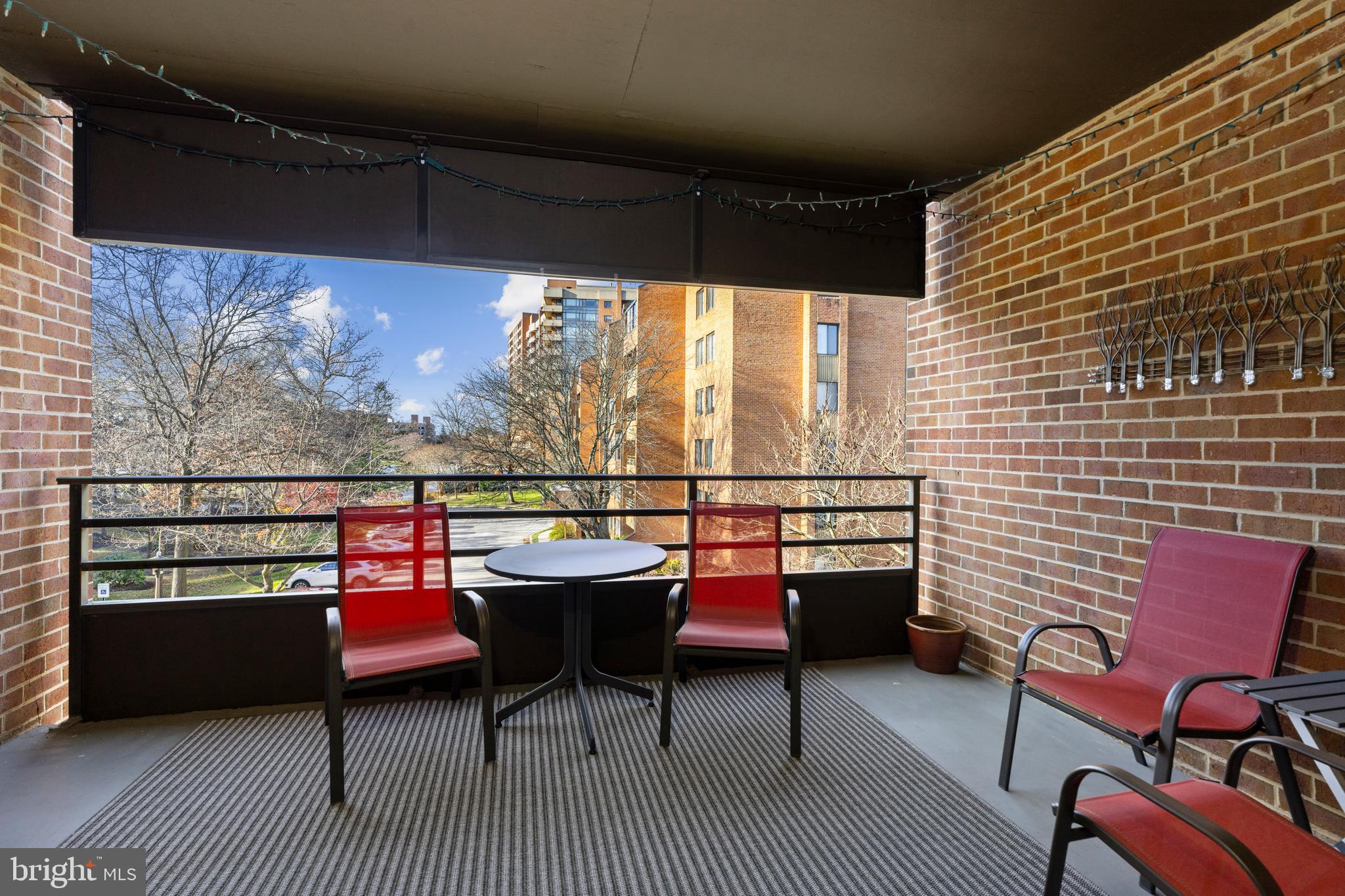 TOWSON - Residential