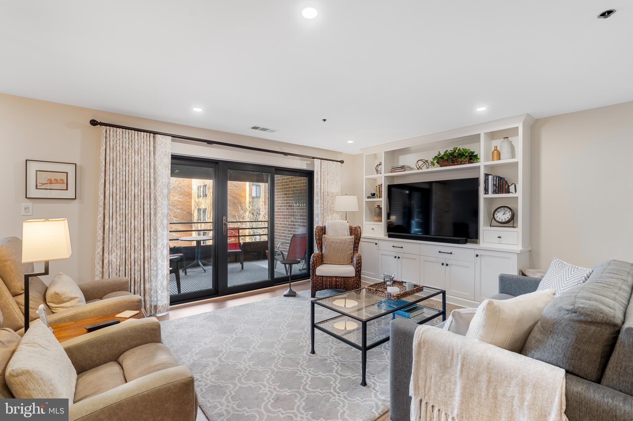 TOWSON - Residential