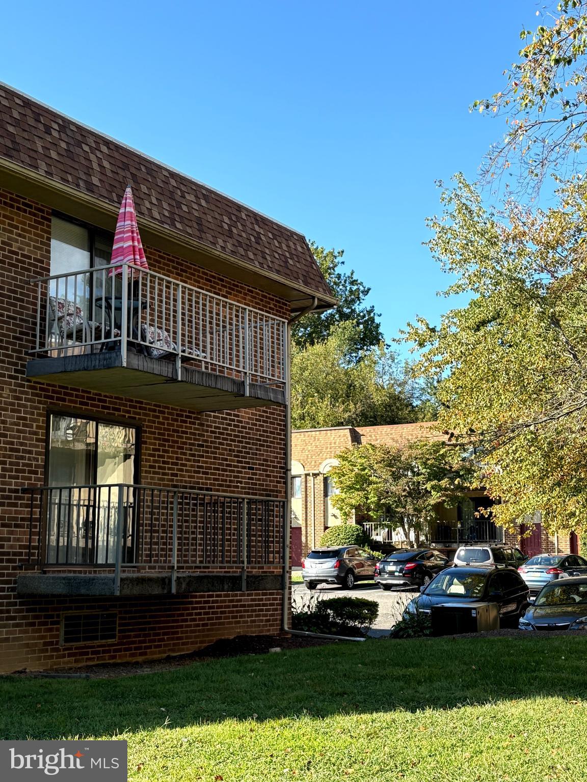 SAYBROOK VIL - Residential