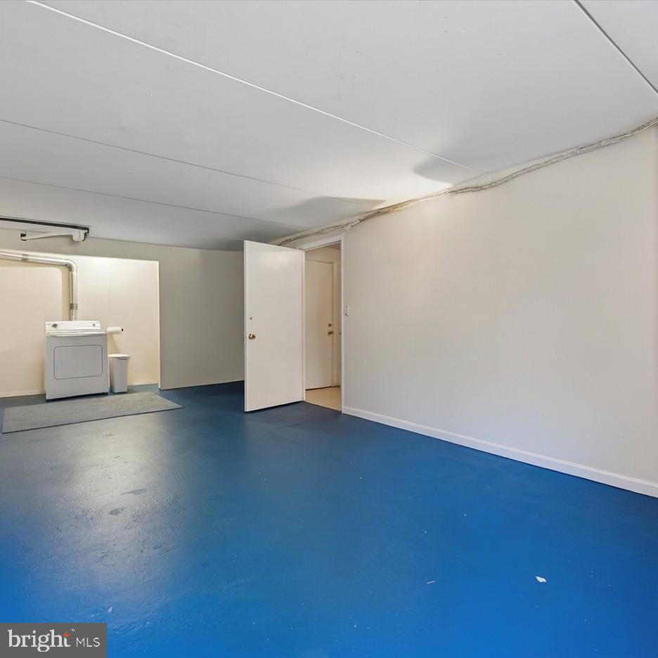 SAYBROOK VIL - Residential