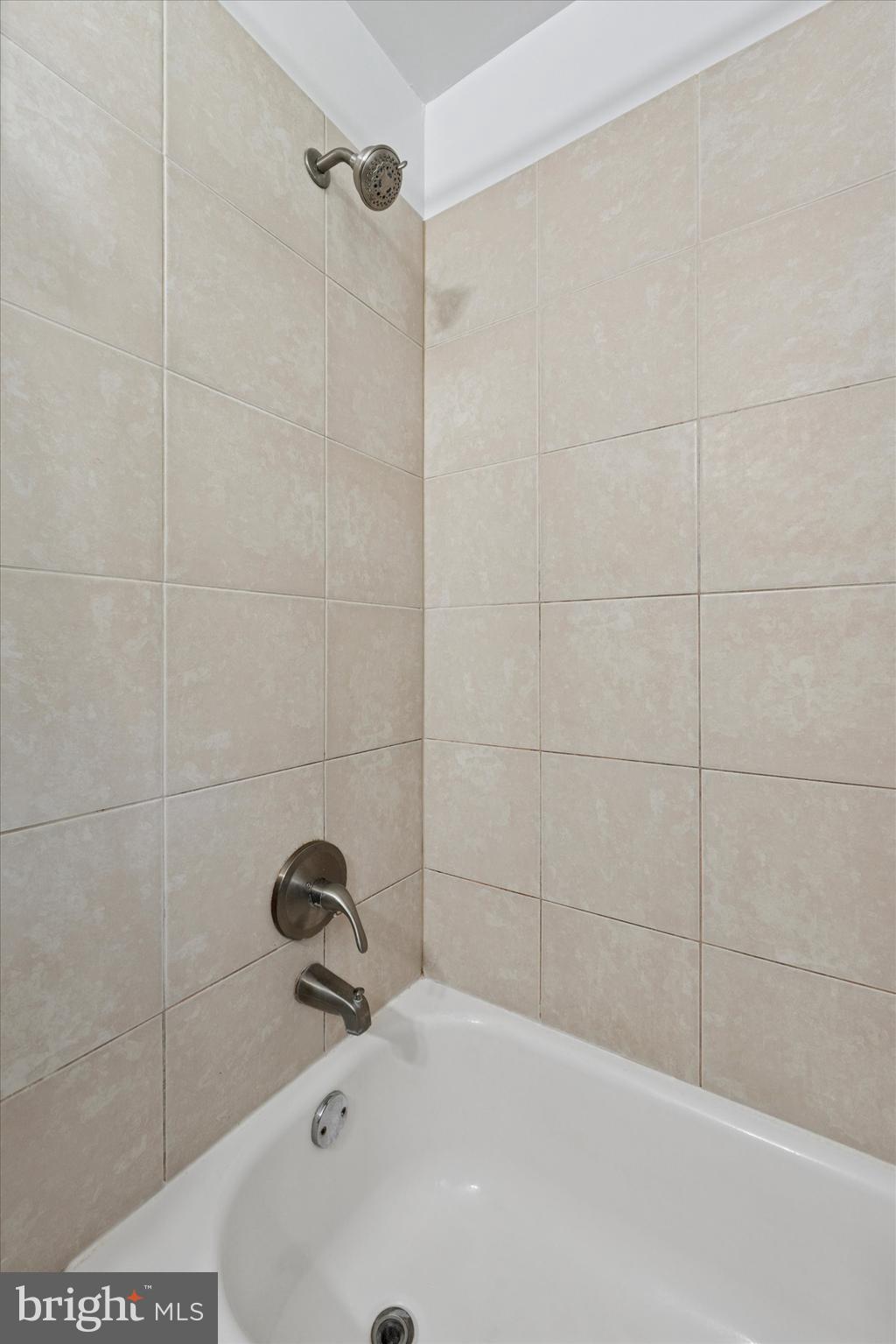 SAYBROOK VIL - Residential